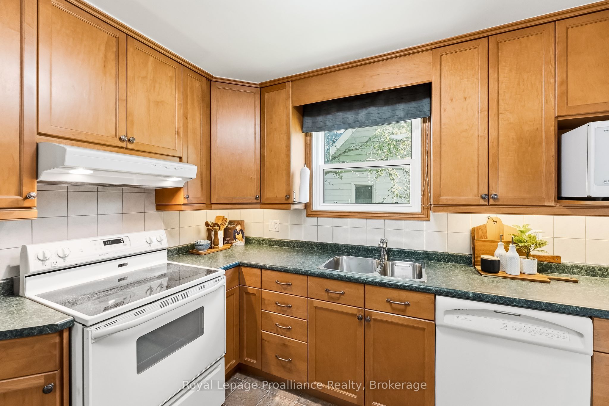 29 Bramley Street S Property Photo 15