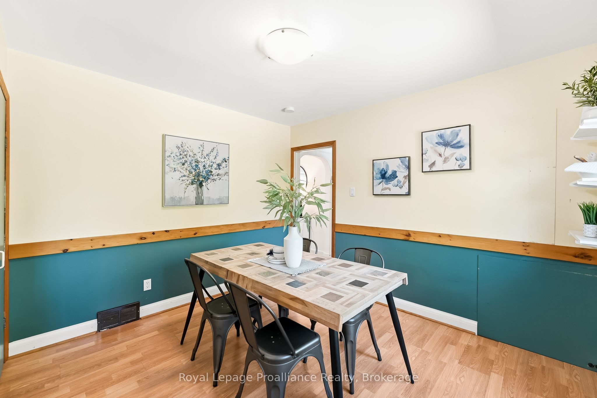29 Bramley Street S Property Photo 18