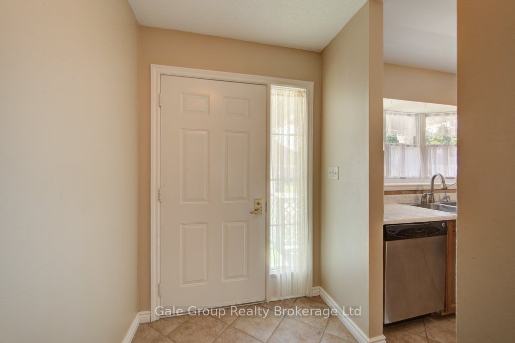 47 Seres Drive Property Photo 5