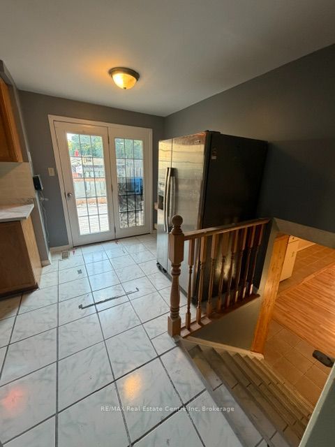22 Calais Place E Property Photo 2