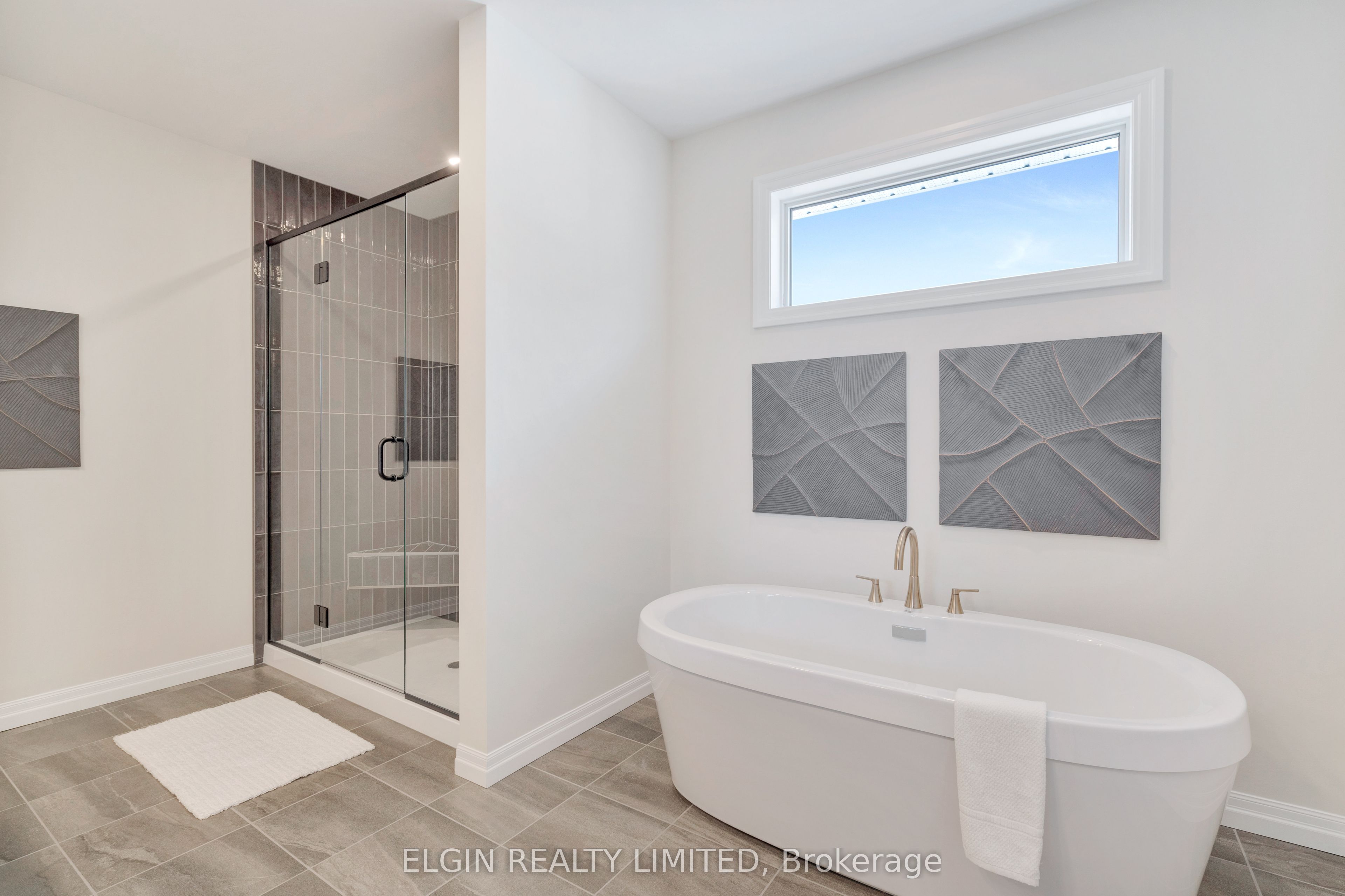 75 Hemlock Crescent Property Photo 23