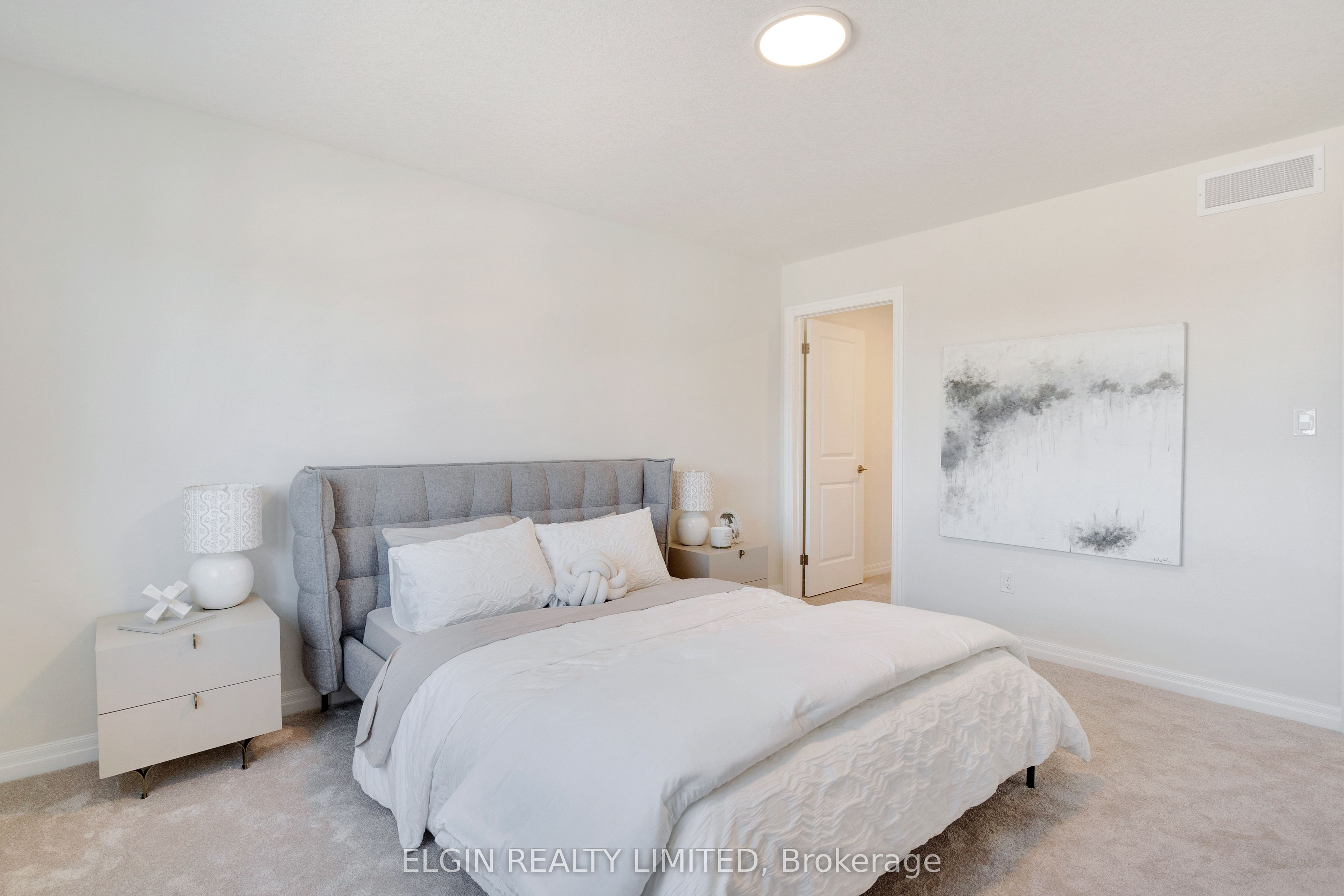 75 Hemlock Crescent Property Photo 27