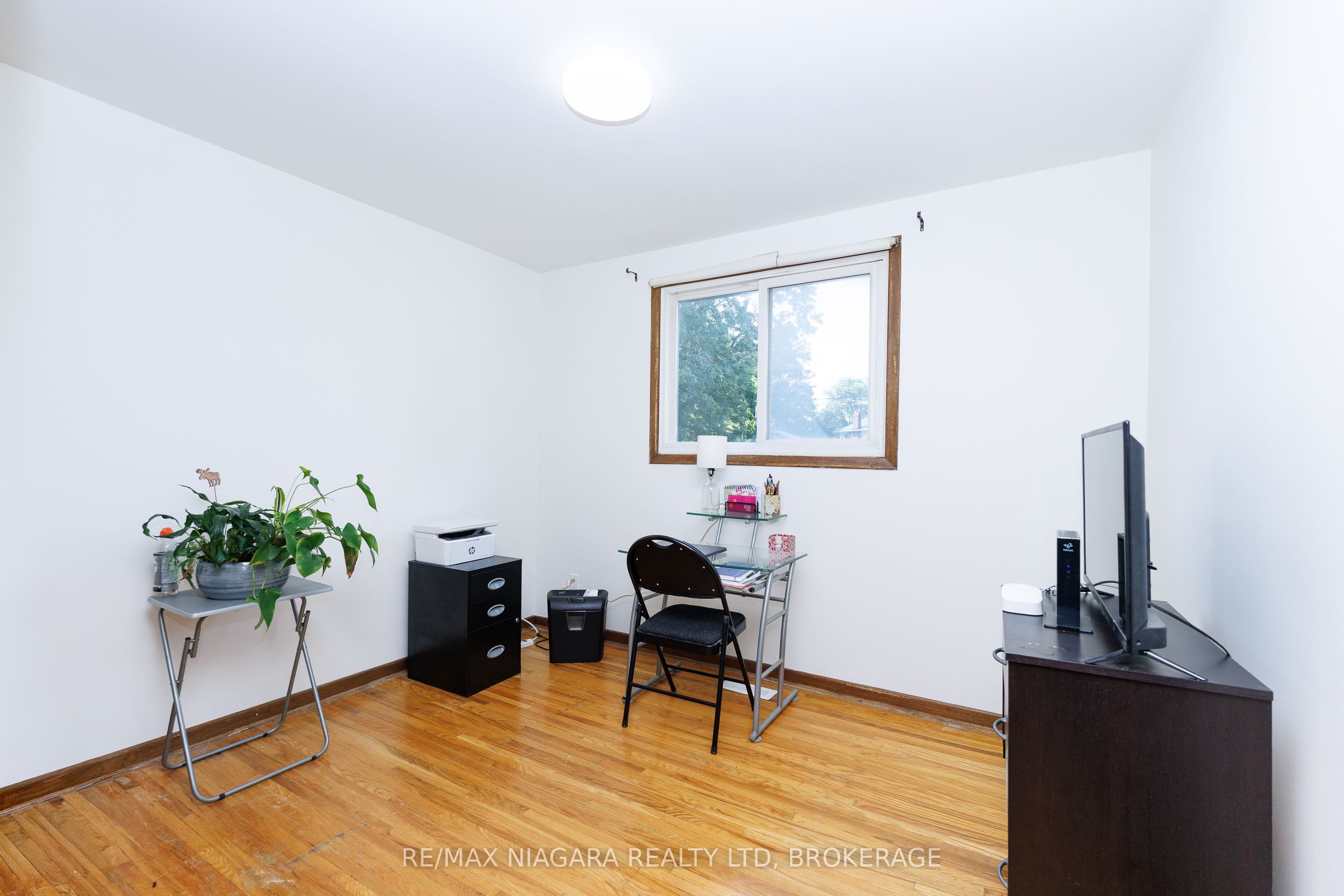 6980 Dolphin Street Property Photo 19