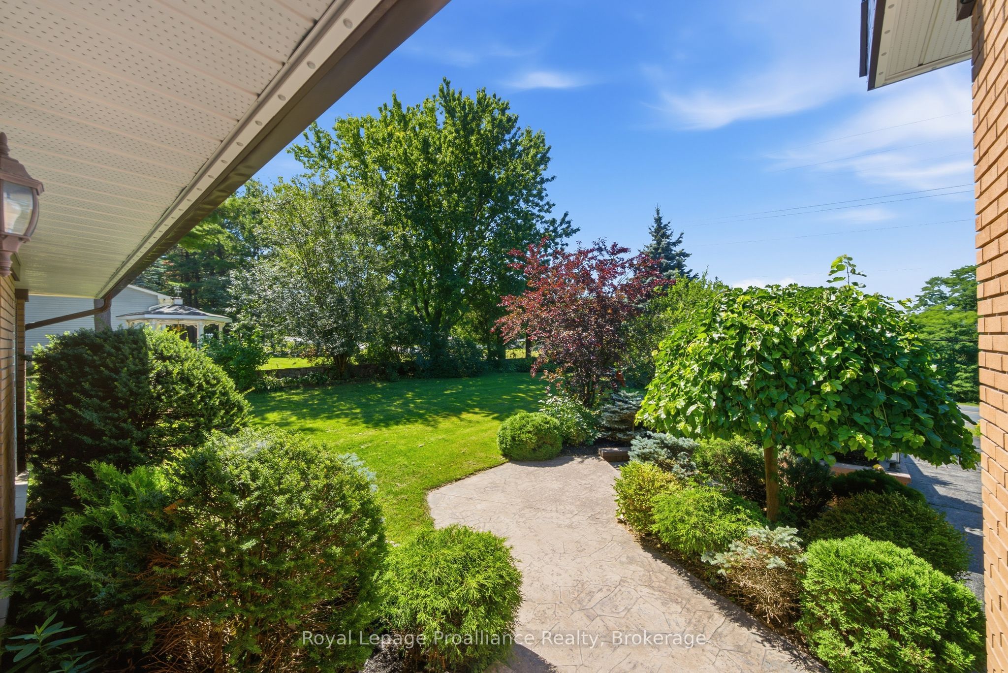 1698 Foxboro-stirling Road Property Photo 7