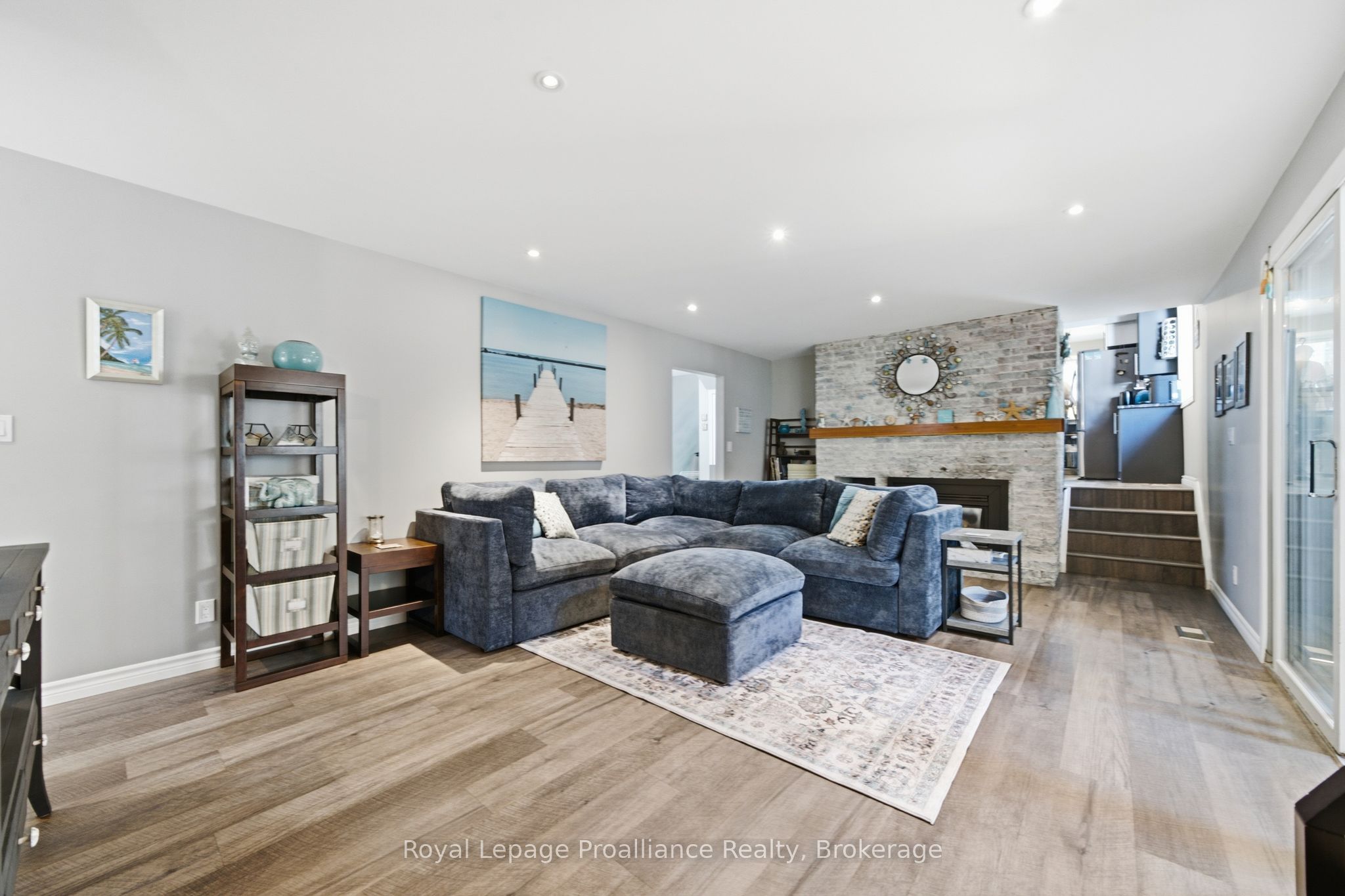1698 Foxboro-stirling Road Property Photo 11