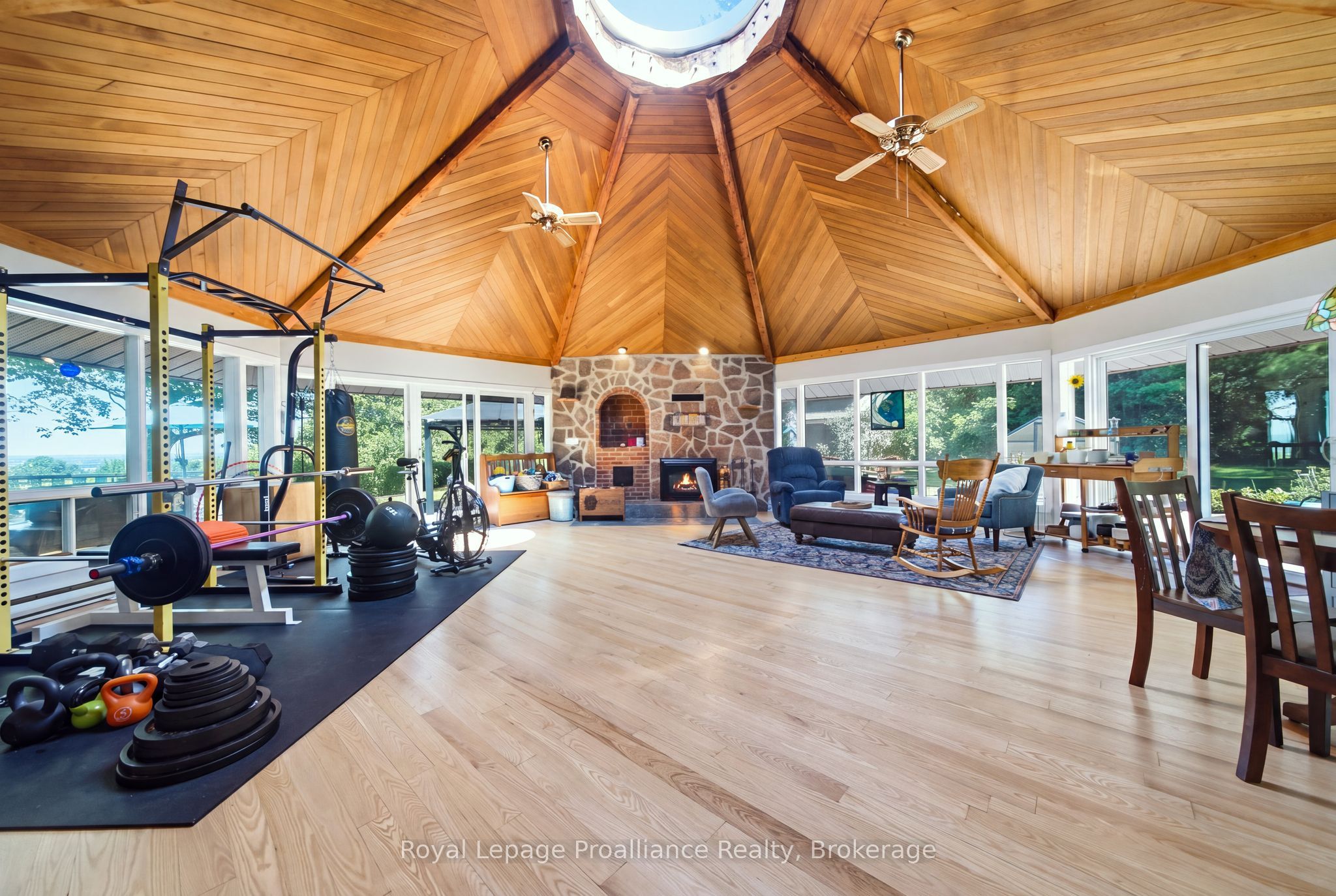 1698 Foxboro-stirling Road Property Photo 15