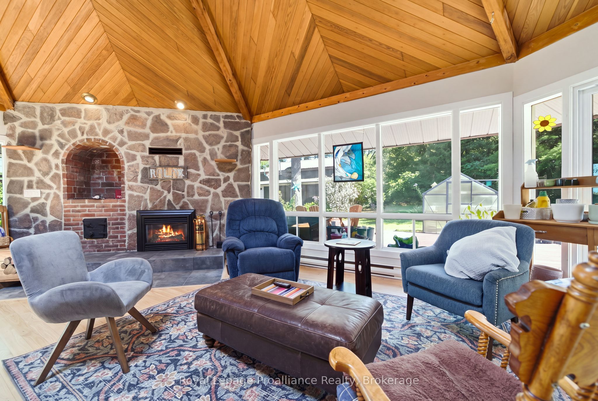 1698 Foxboro-stirling Road Property Photo 16