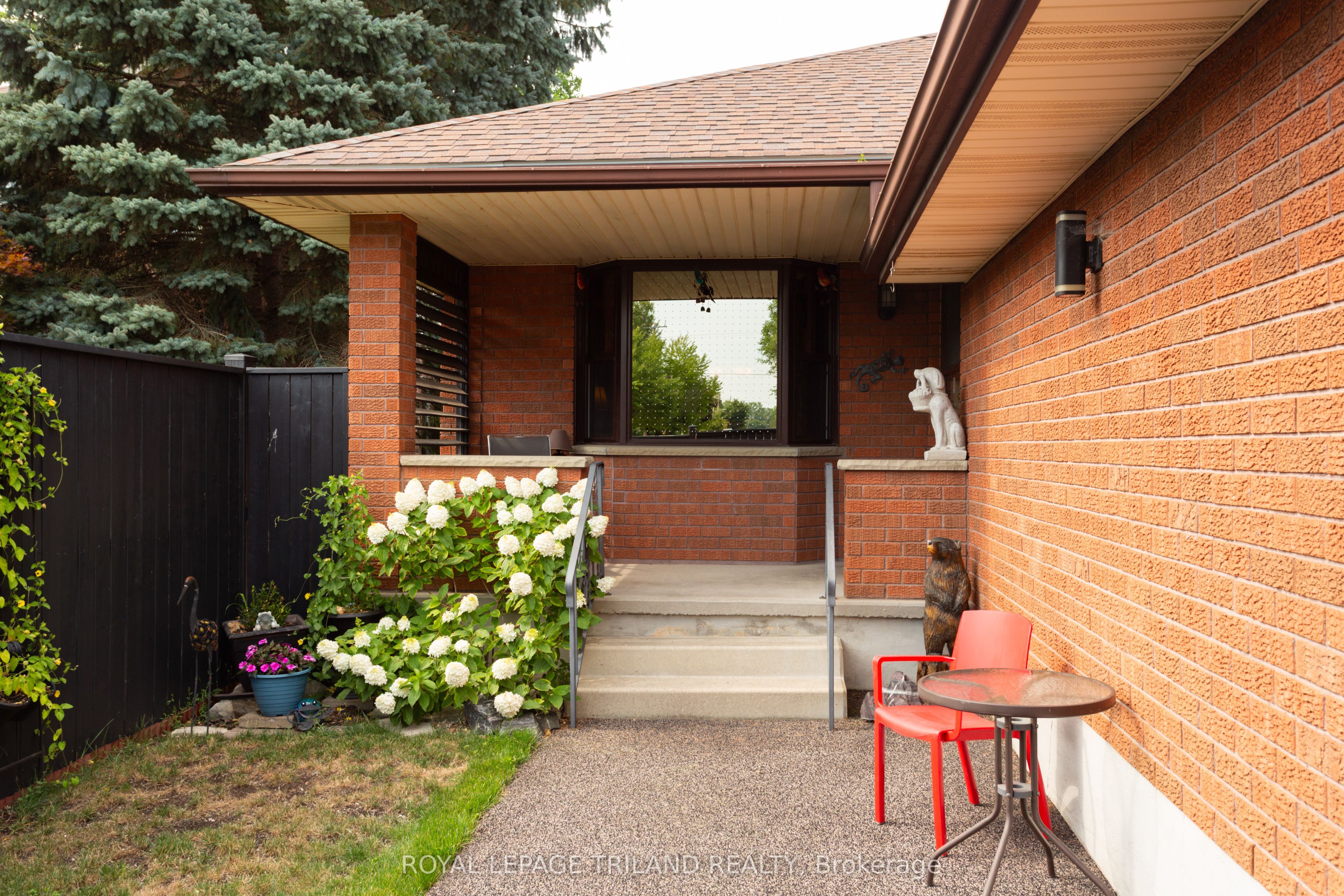 419 Mcnay Place Property Photo 4