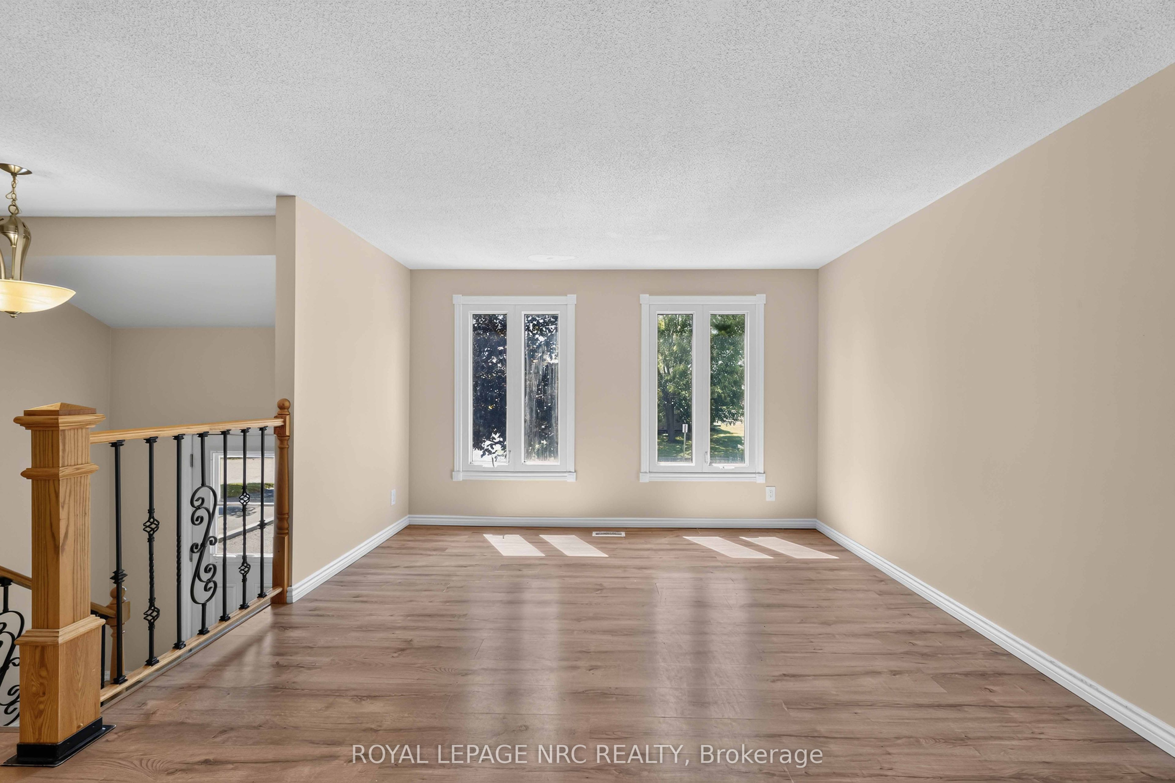 4 Saturn Road Property Photo 9