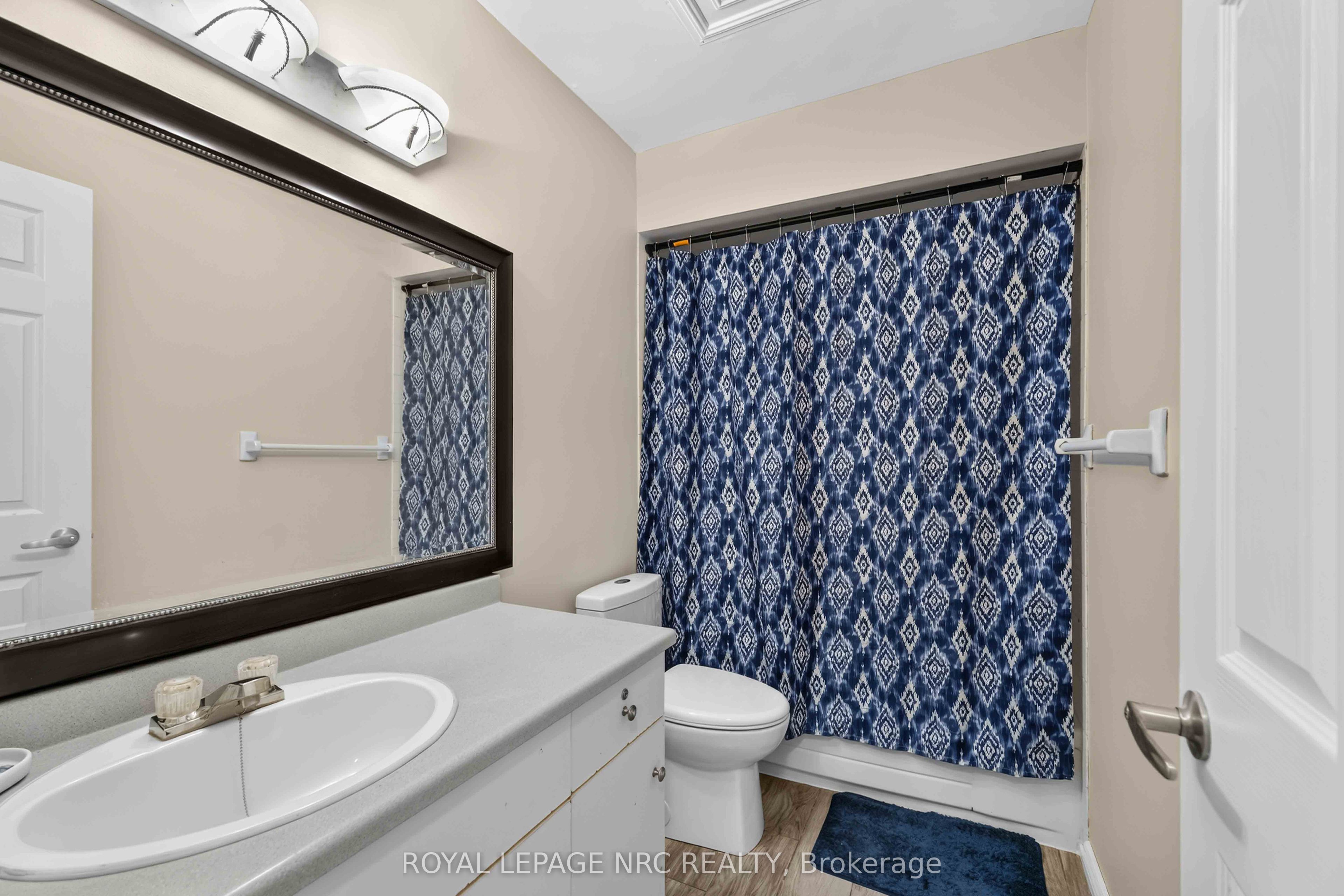 4 Saturn Road Property Photo 17