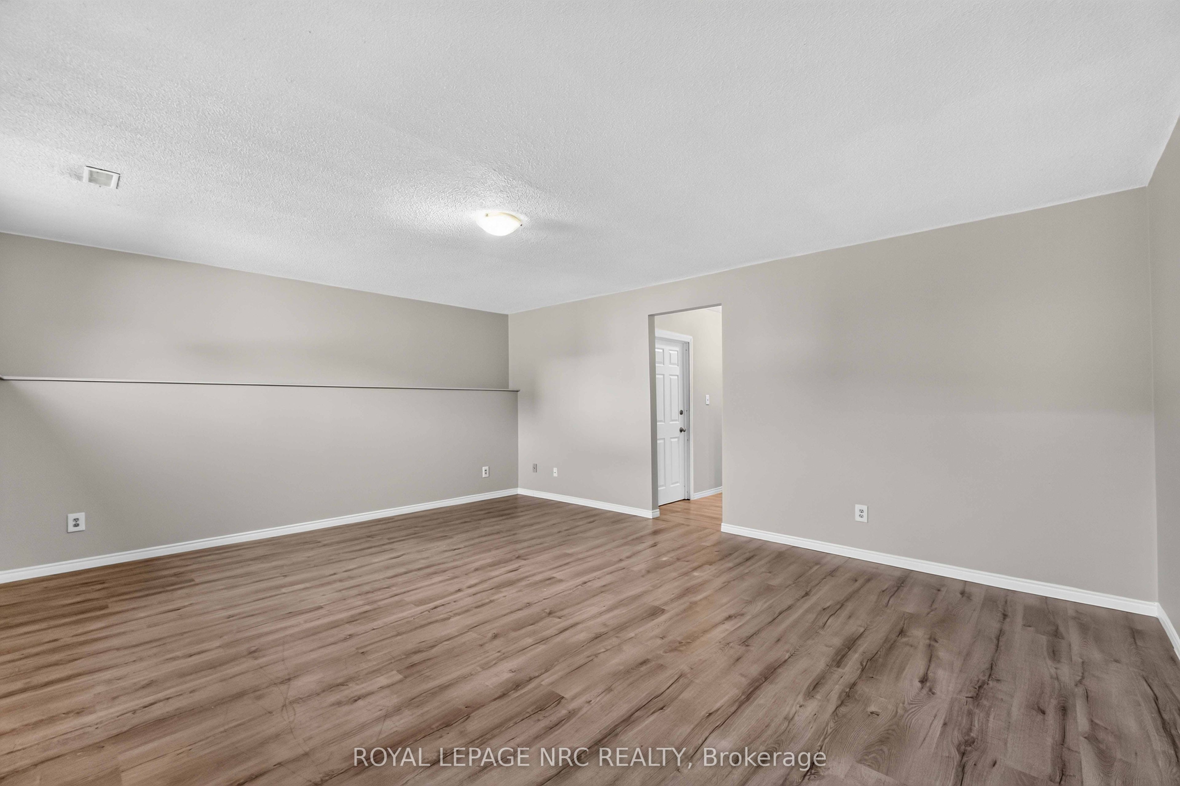 4 Saturn Road Property Photo 21