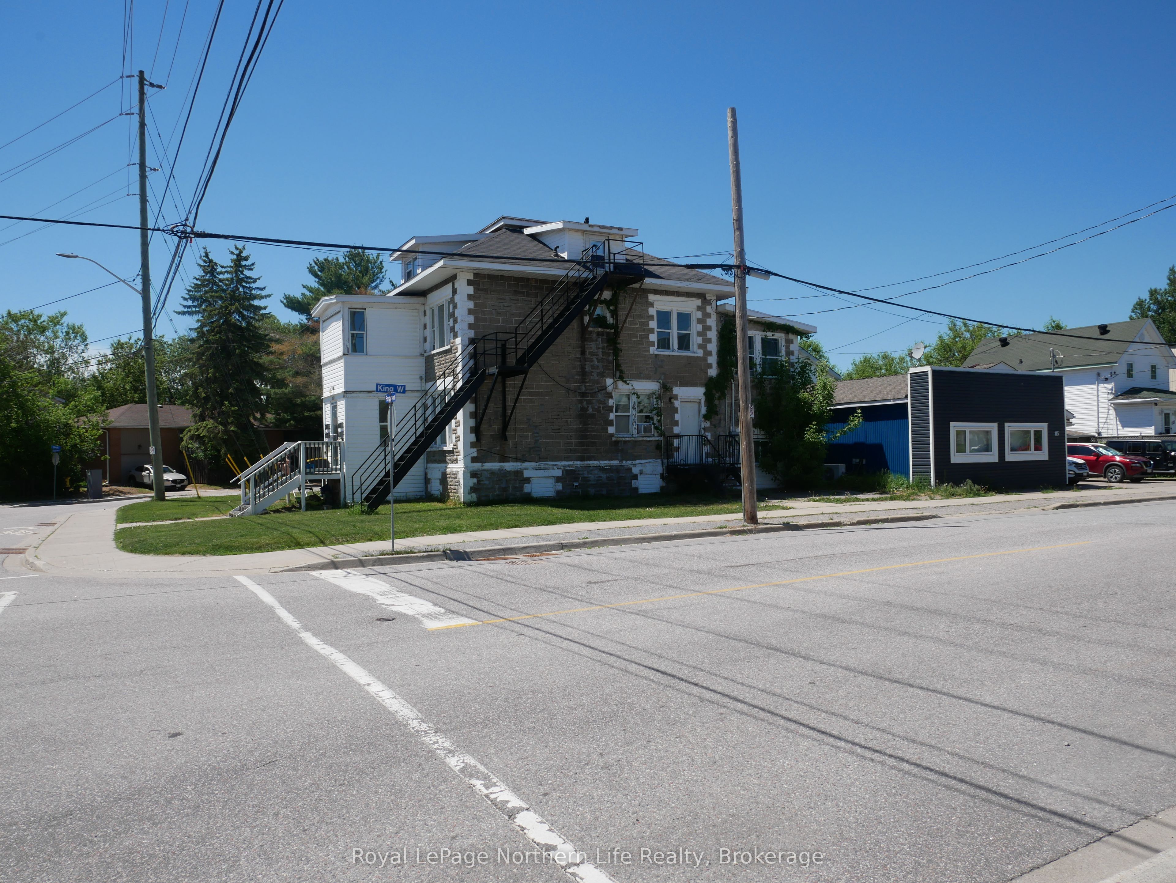 1150 Ferguson Street Property Photo 6