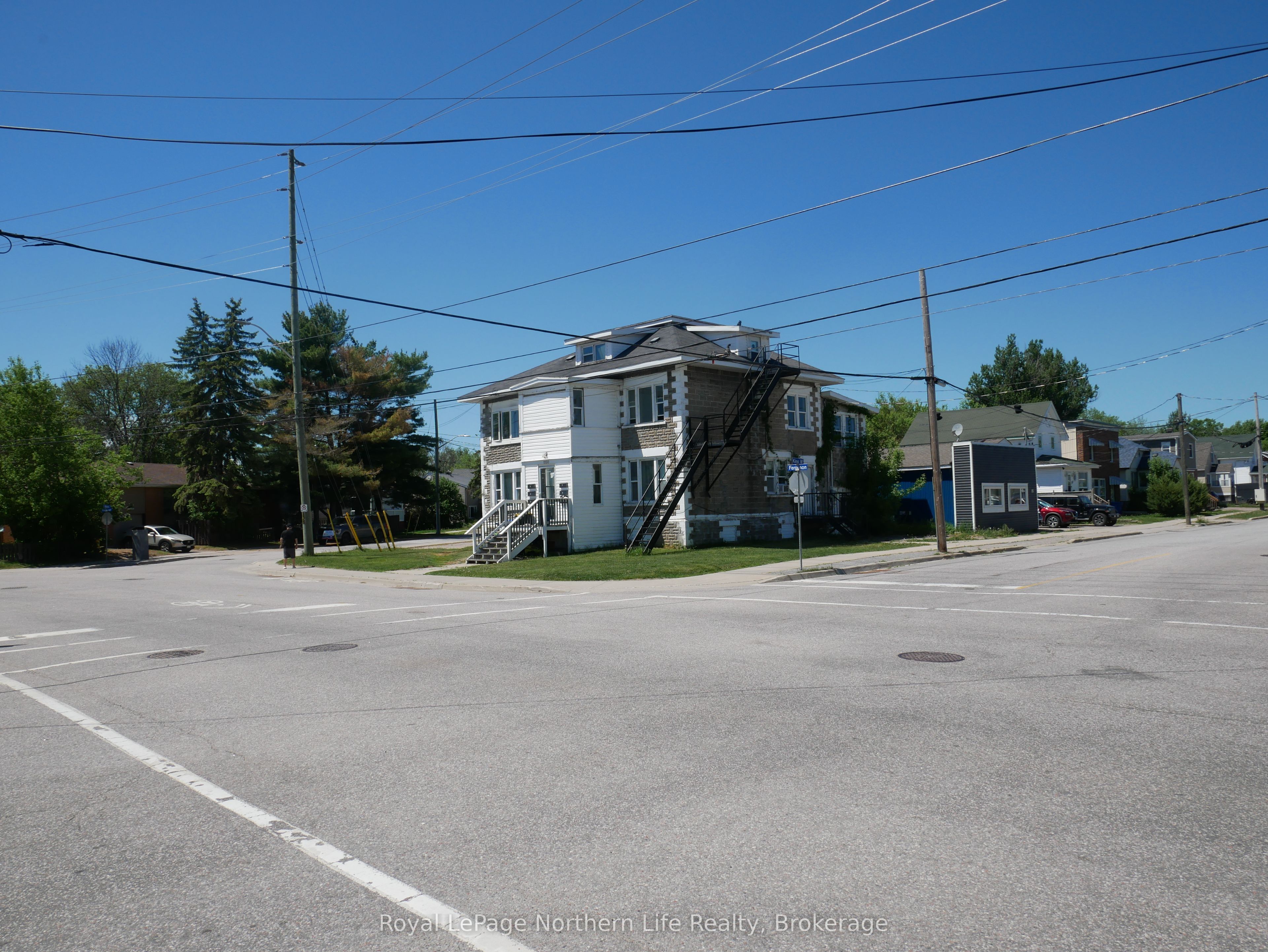 1150 Ferguson Street Property Photo 7