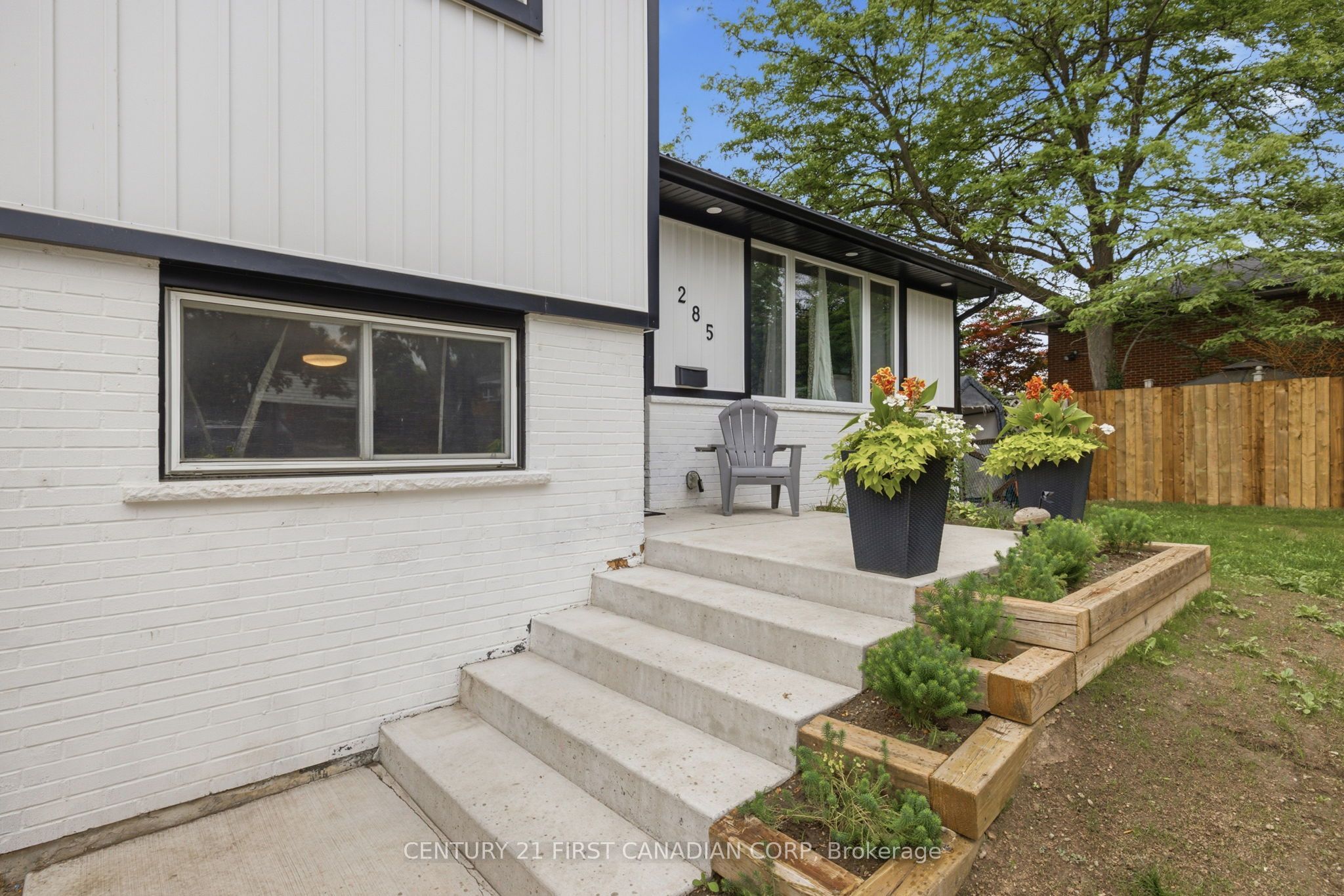 285 Panorma Crescent Property Photo 4