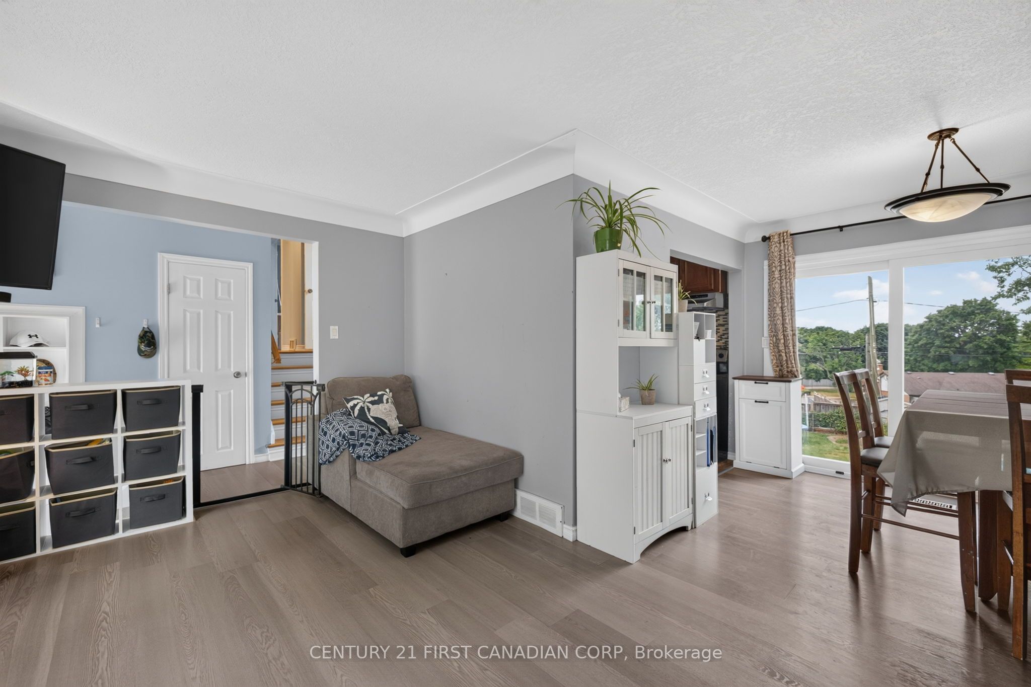 285 Panorma Crescent Property Photo 10