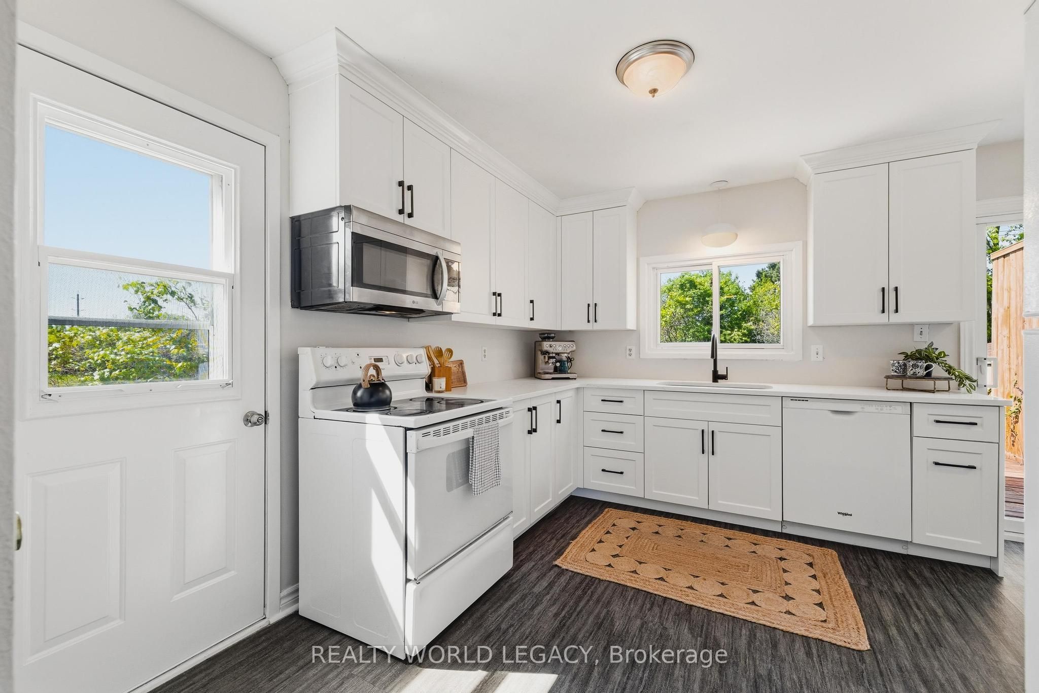 283 Cole Road Property Photo 11