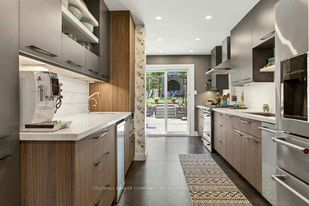 99 Hillcrest Avenue Property Photo 6