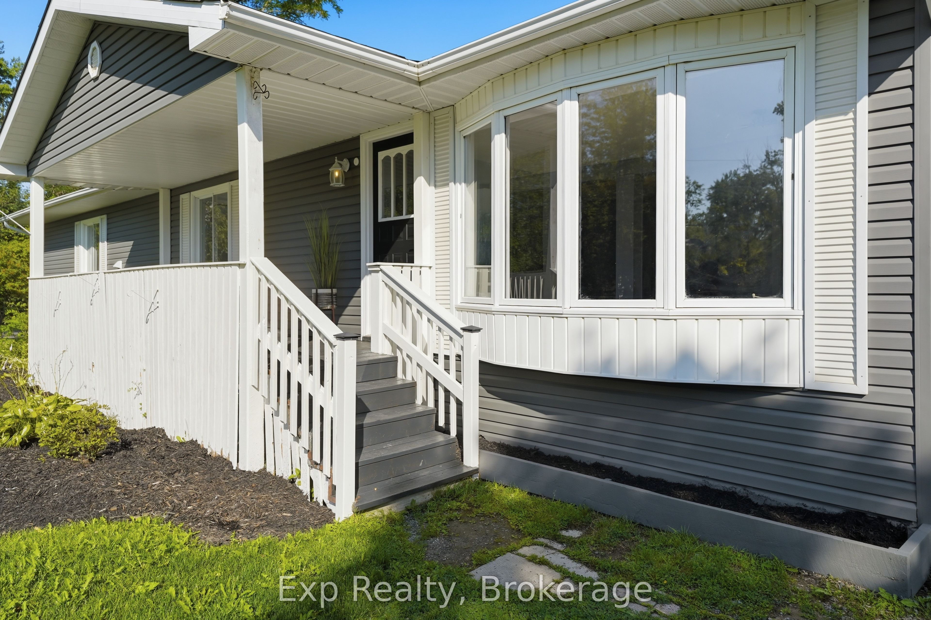 85 River Garden Road Property Photo 4