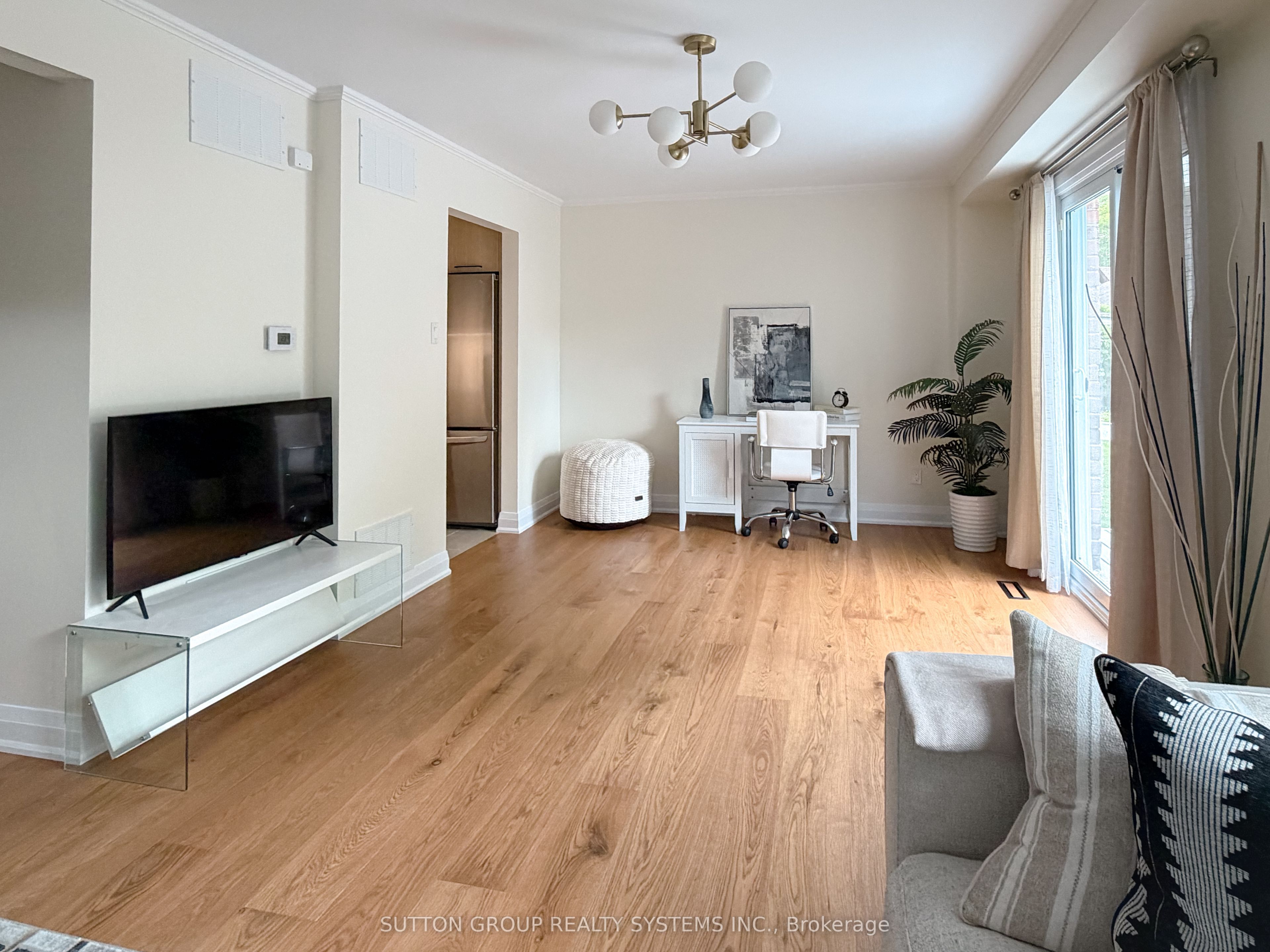 19 Parkway Place Property Photo 9