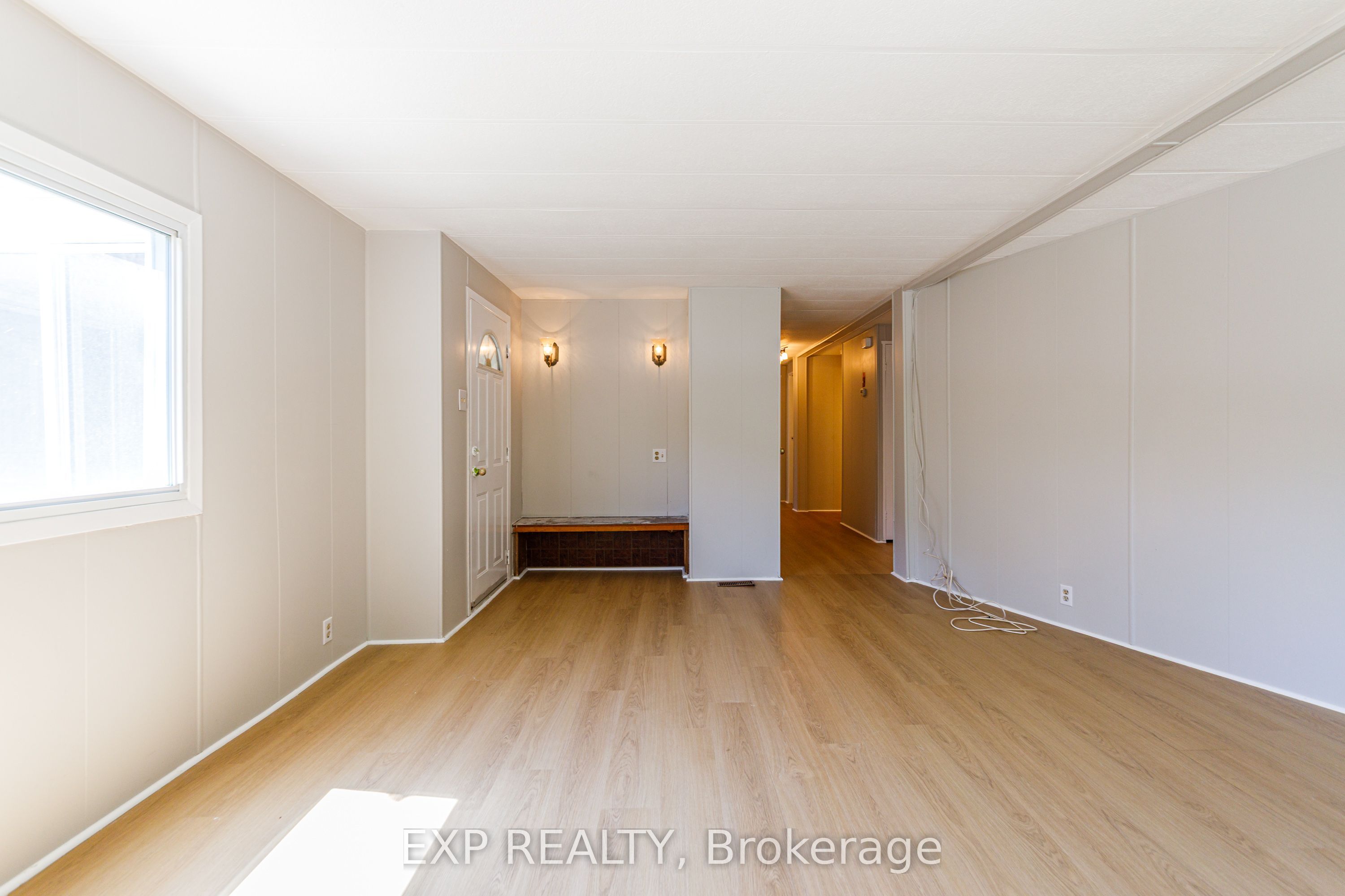 21 Maplewood Avenue Property Photo 6