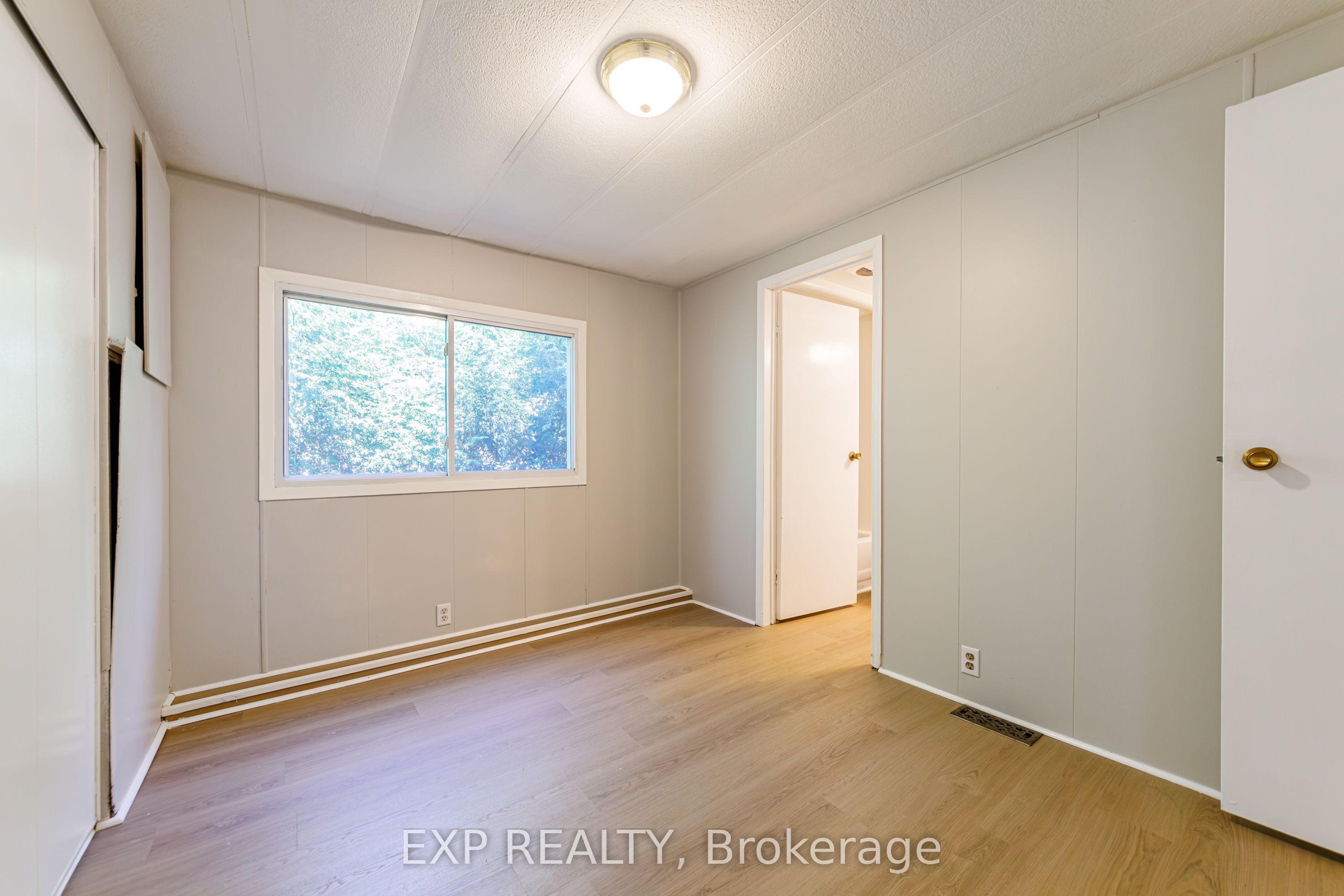 21 Maplewood Avenue Property Photo 13