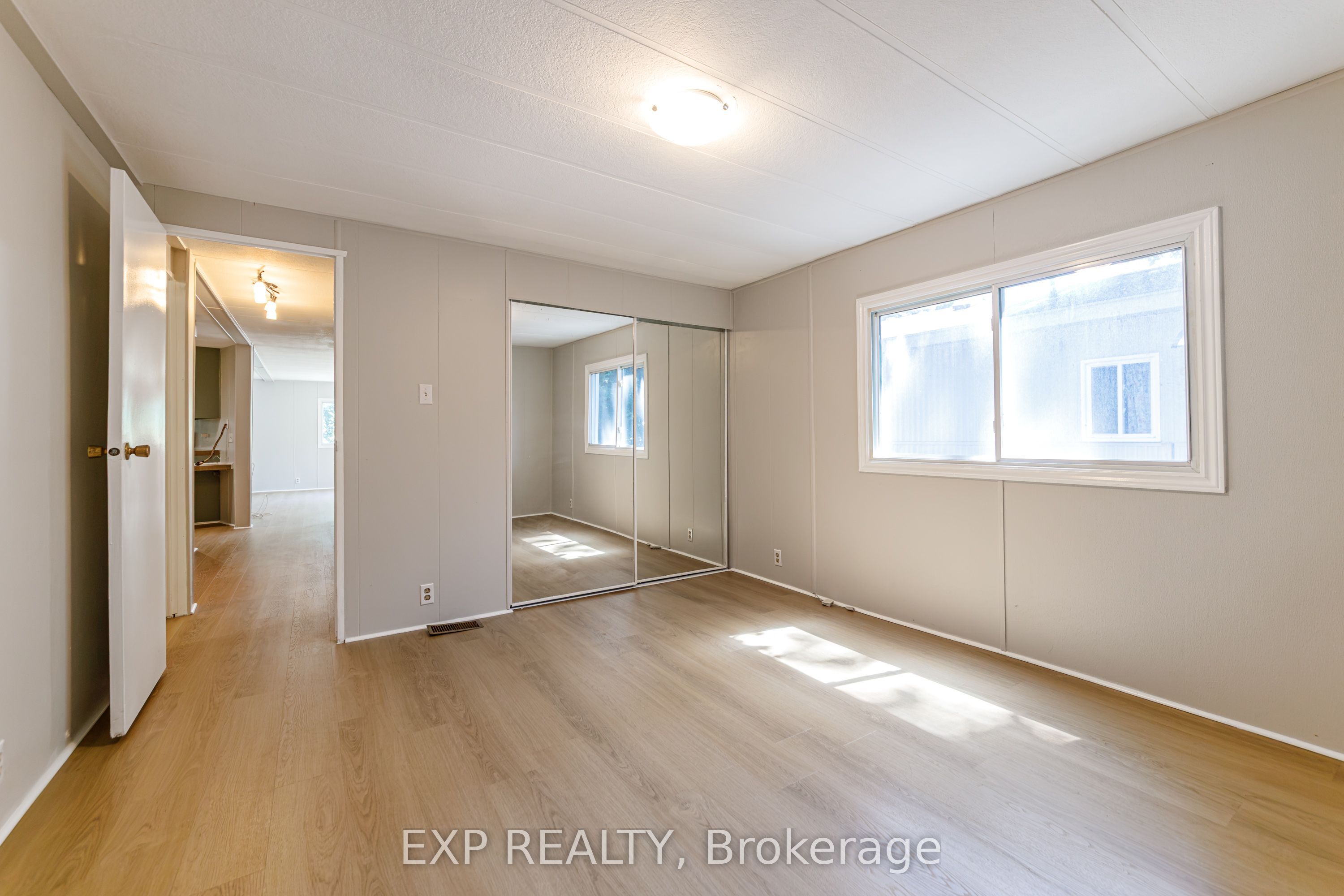 21 Maplewood Avenue Property Photo 18