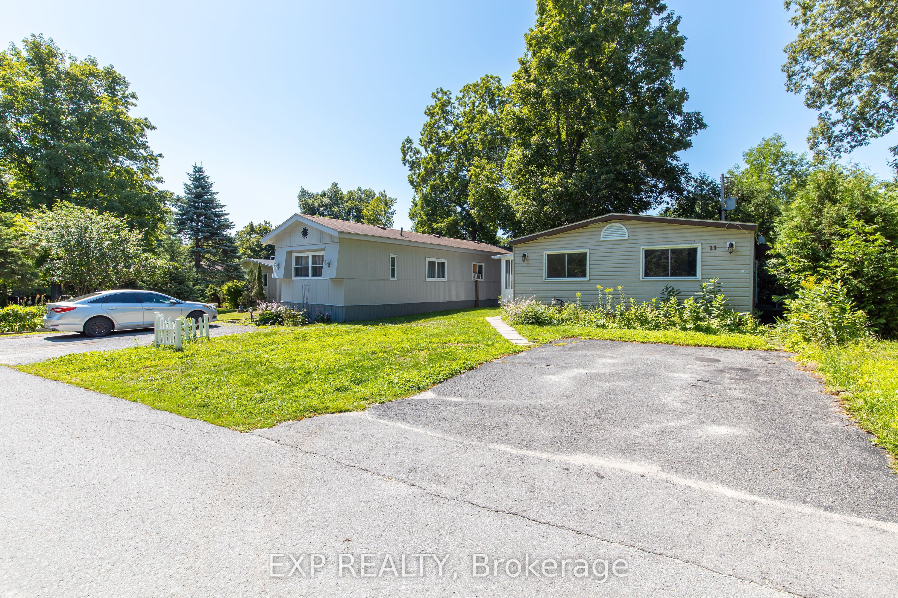 21 Maplewood Avenue Property Photo 27