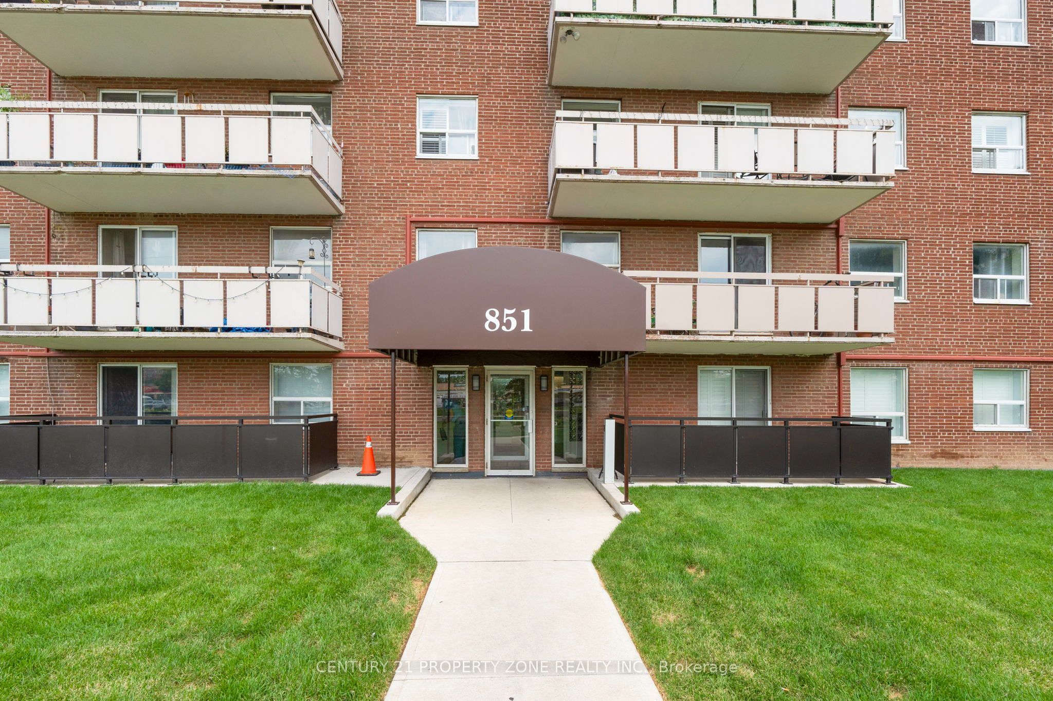 851 Queenston Road 105 Property Photo 7