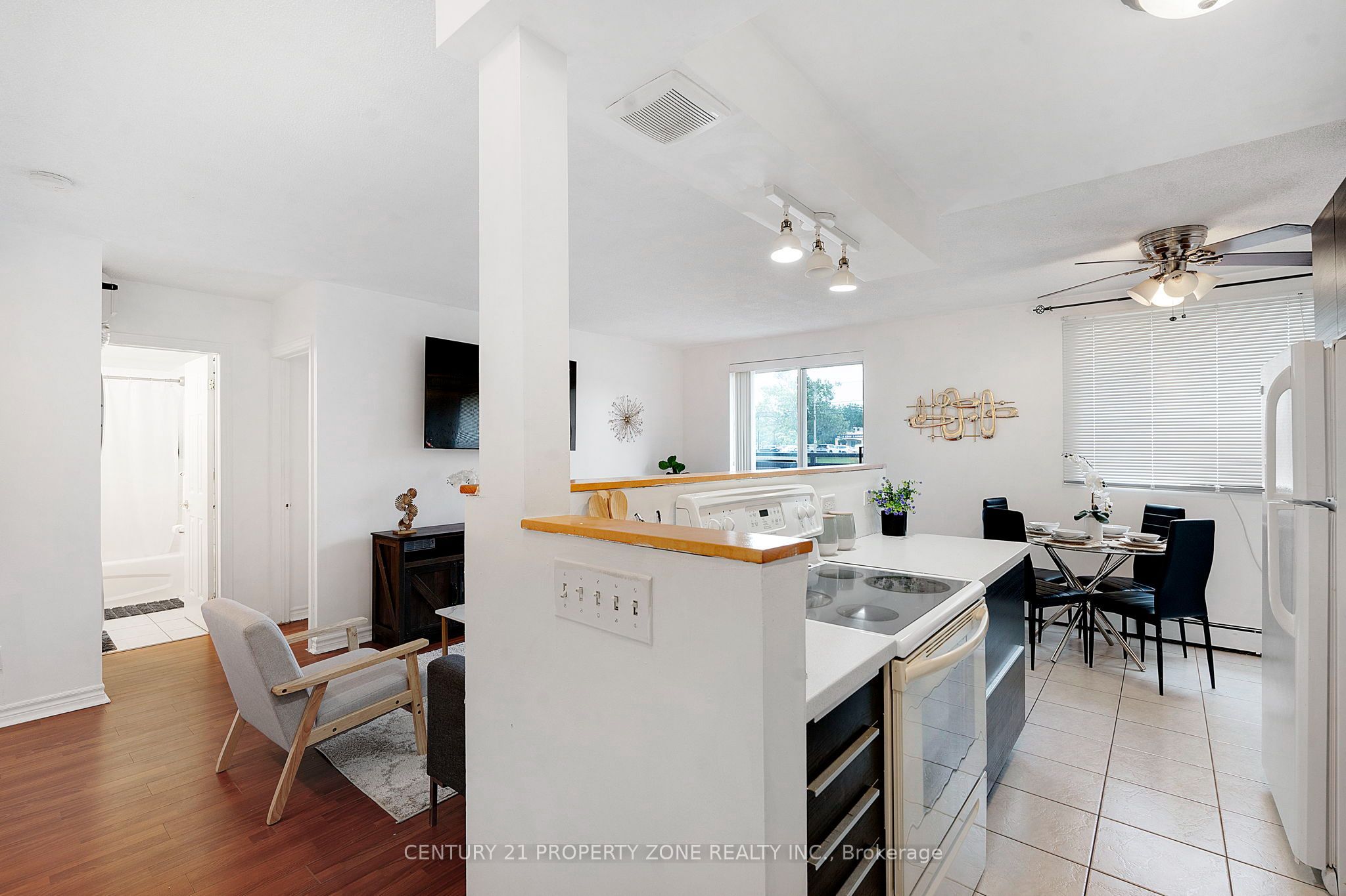 851 Queenston Road 105 Property Photo 11