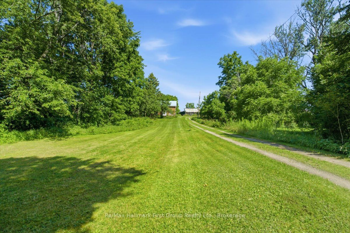 664 Hunt Road Property Photo 2