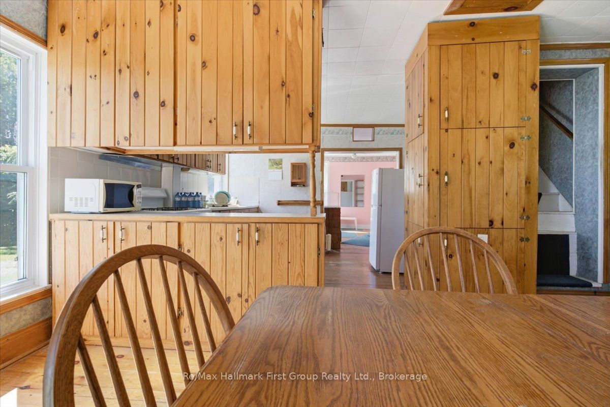 664 Hunt Road Property Photo 9