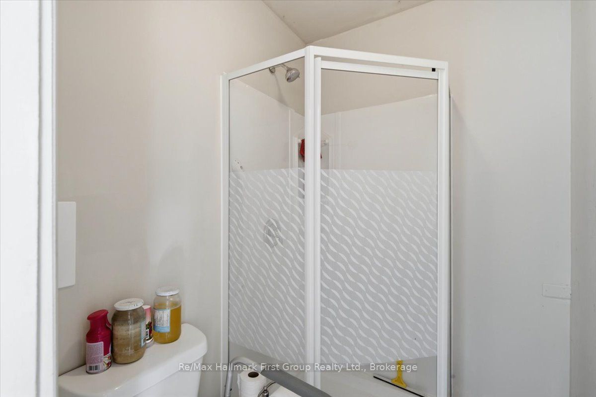 664 Hunt Road Property Photo 14