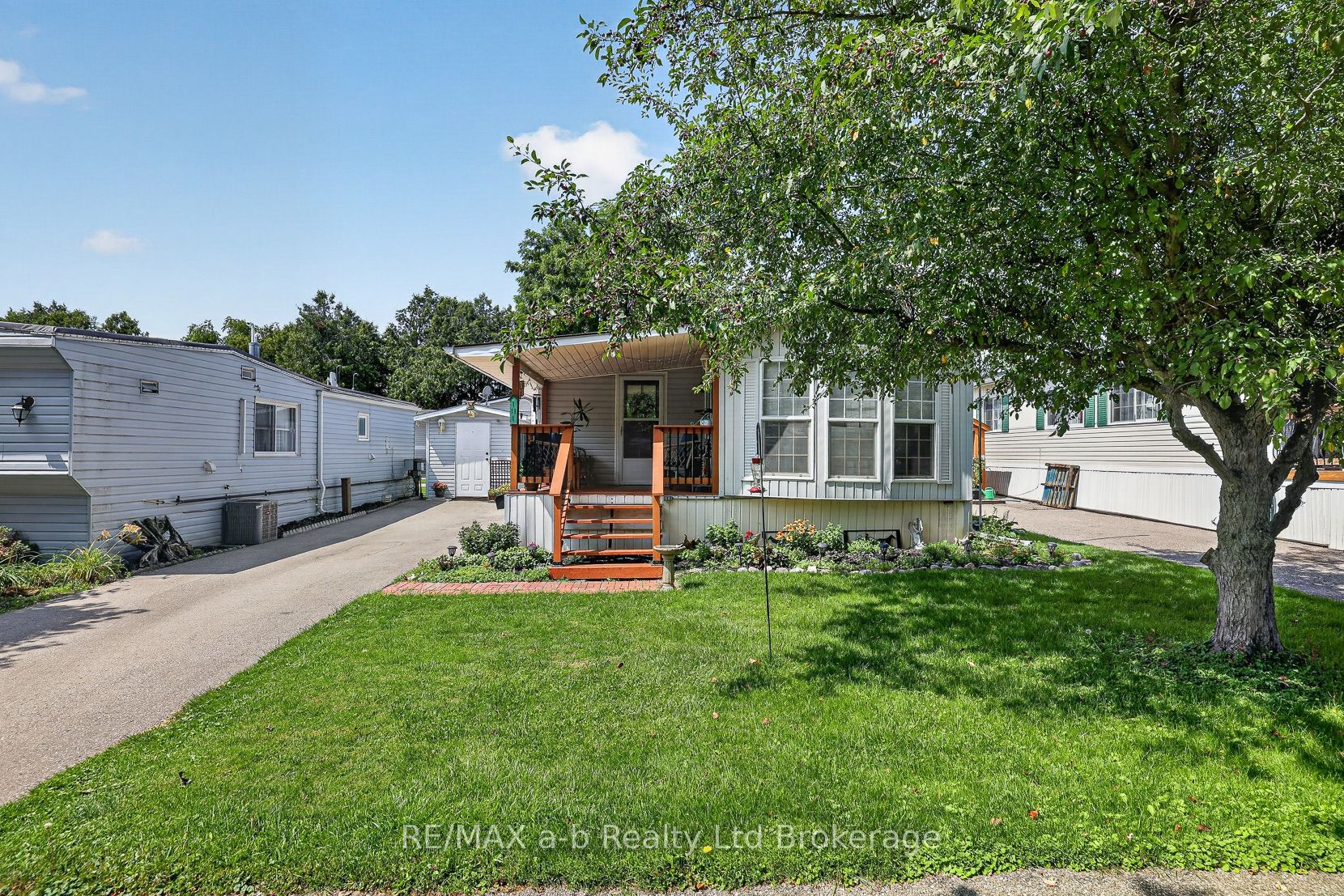 595487 59 N 5 Property Photo 2