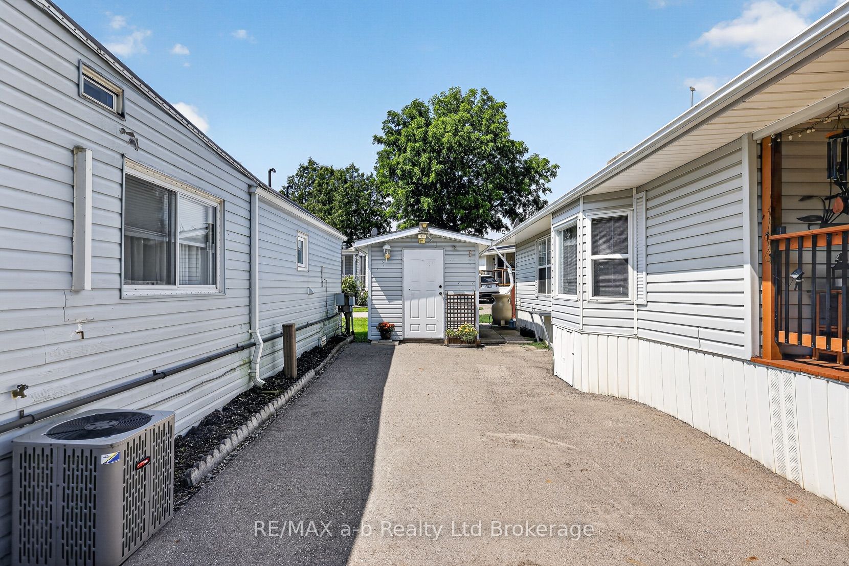 595487 59 N 5 Property Photo 4