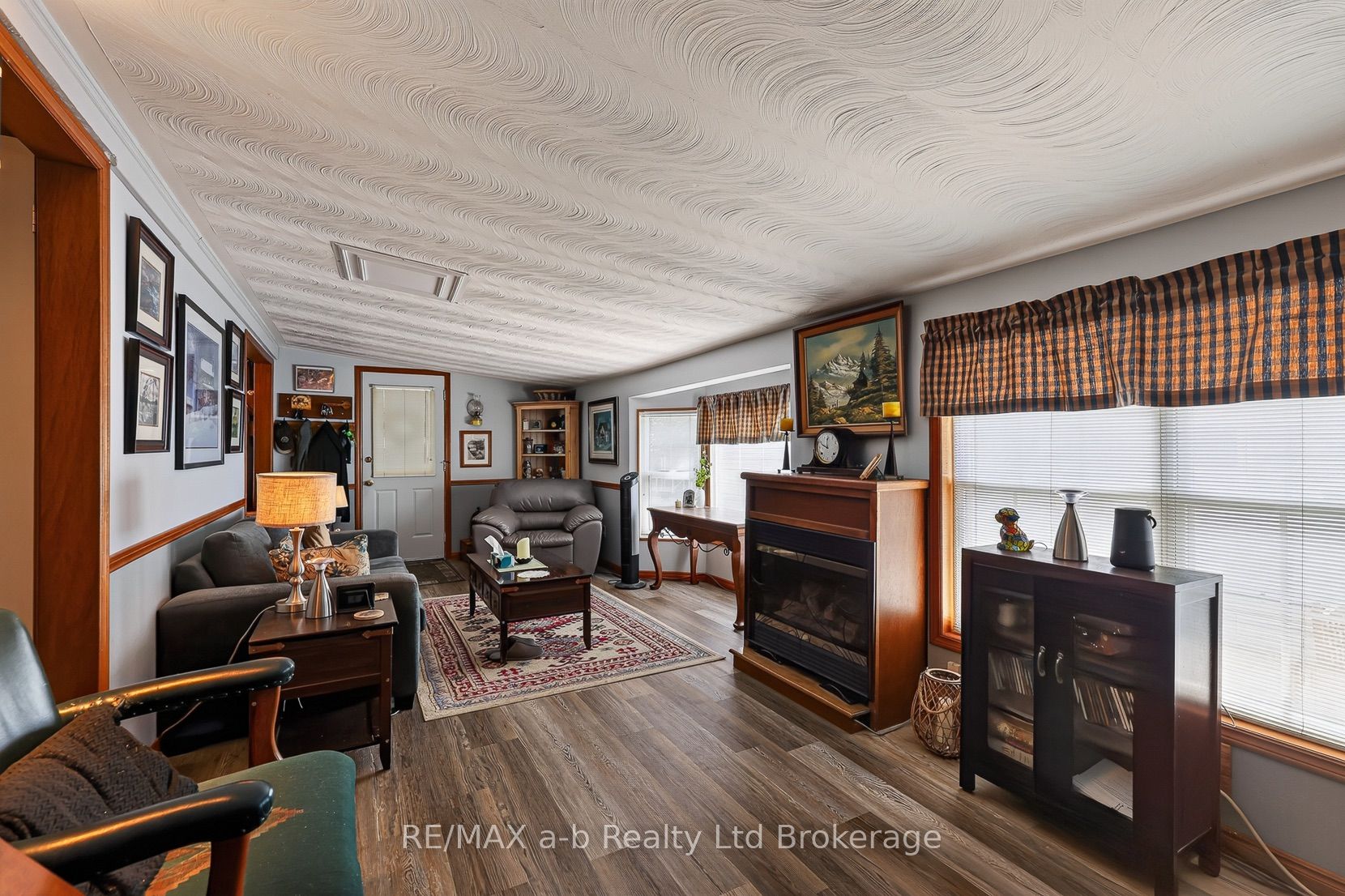 595487 59 N 5 Property Photo 11