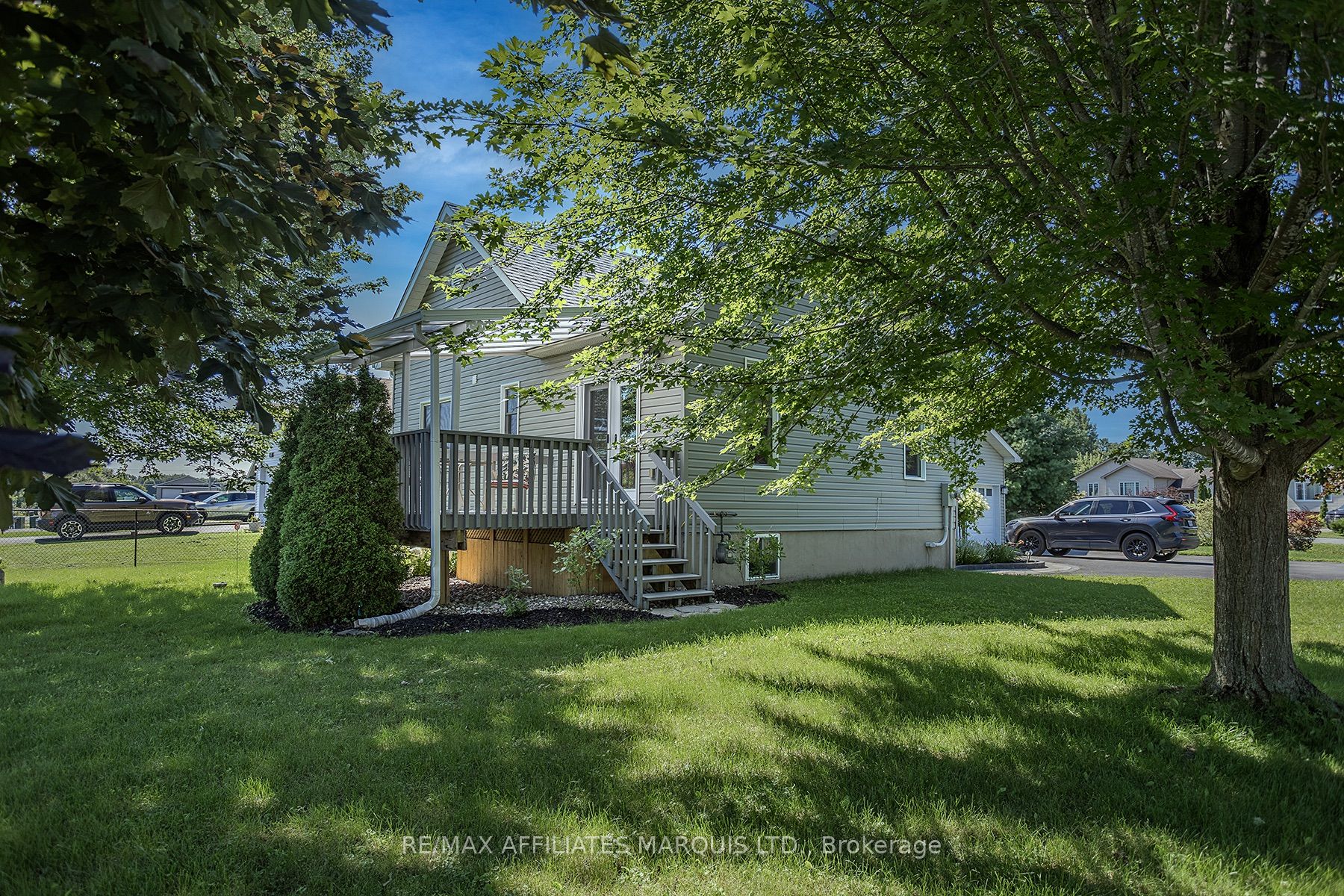 4306 Schell Street Property Photo 7