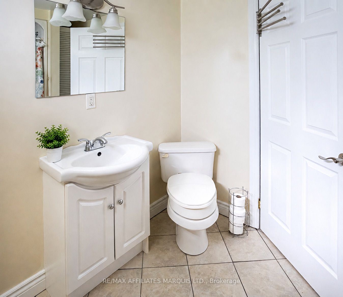 4306 Schell Street Property Photo 25