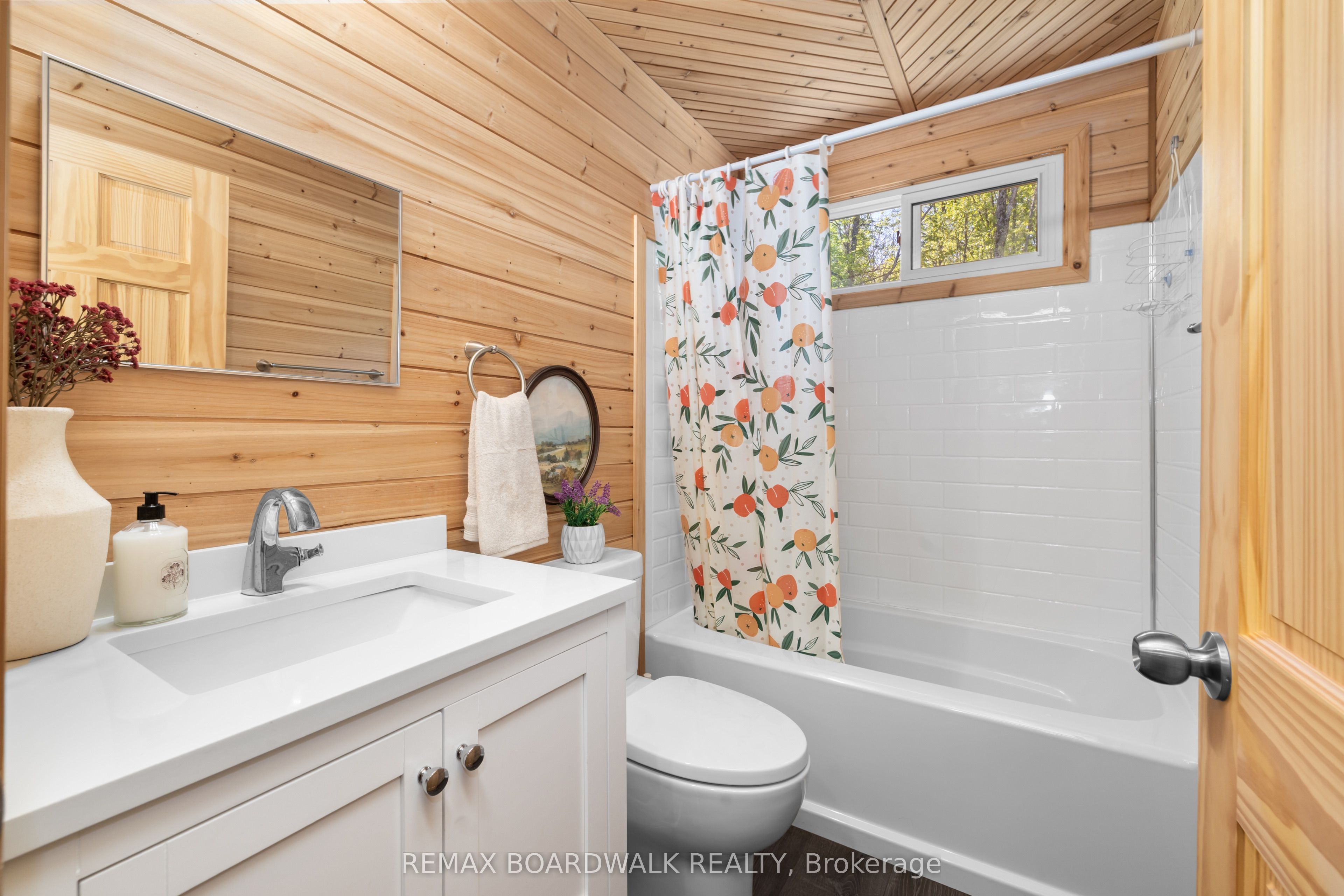 339 Leavoy Lane Property Photo 26