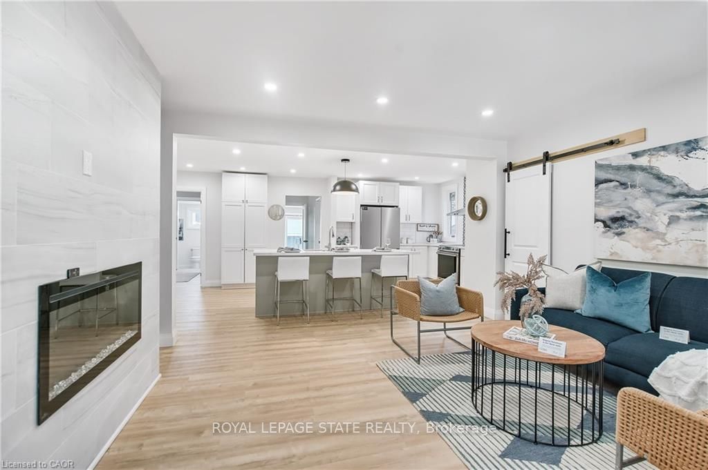 10 Comet Avenue #1 (main) Property Photo 3
