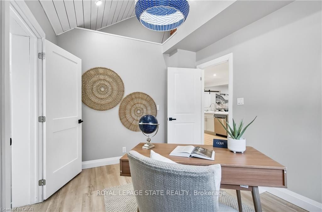 10 Comet Avenue #1 (main) Property Photo 11