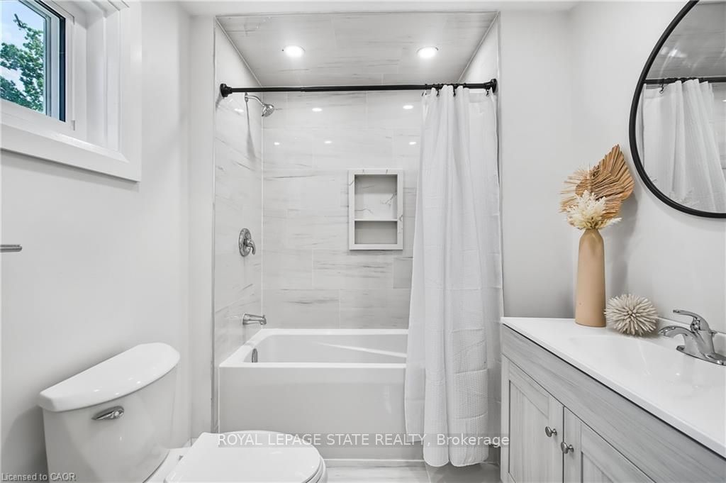 10 Comet Avenue #1 (main) Property Photo 15
