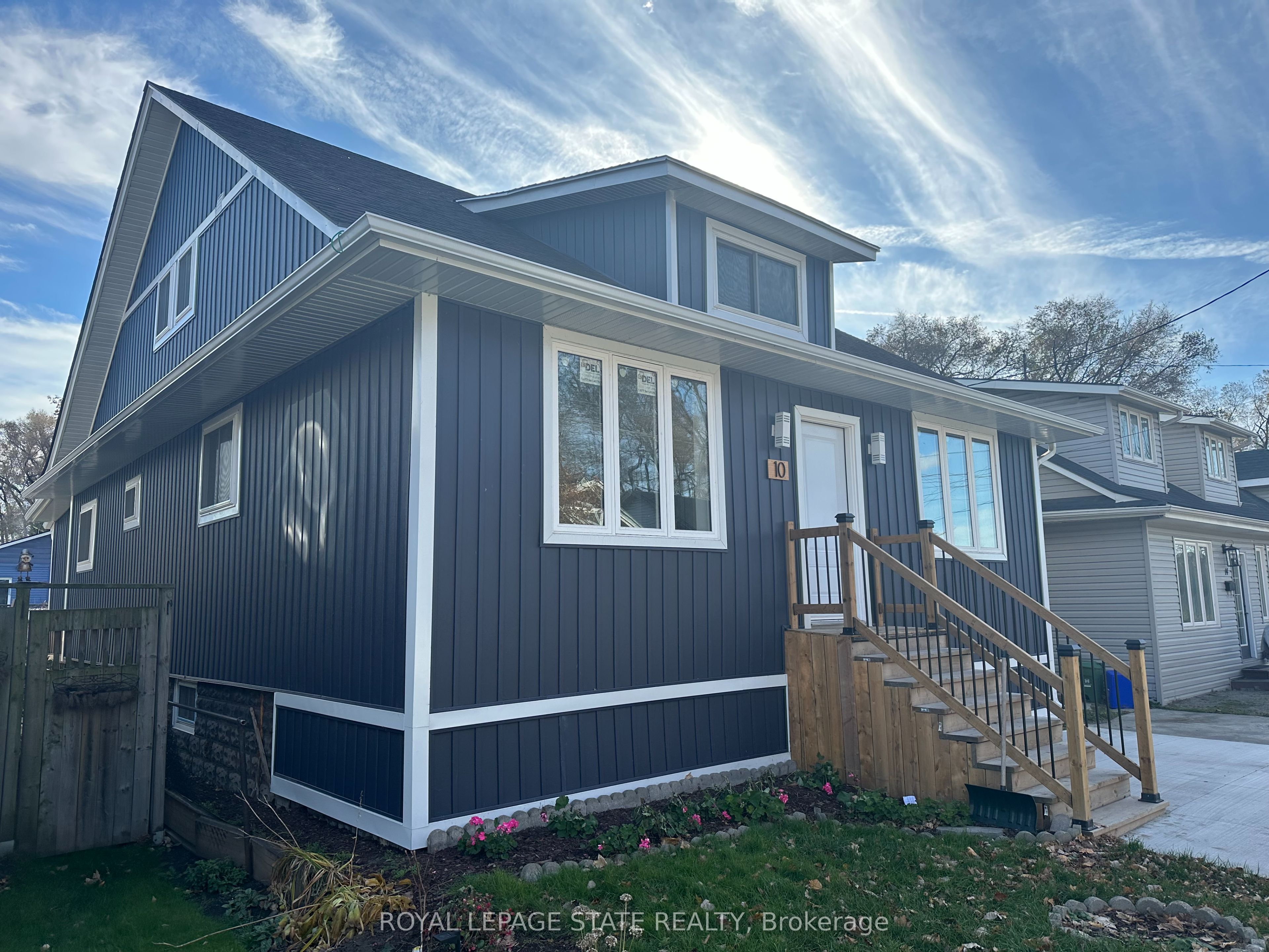 10 Comet Avenue #1 (main) Property Photo 20
