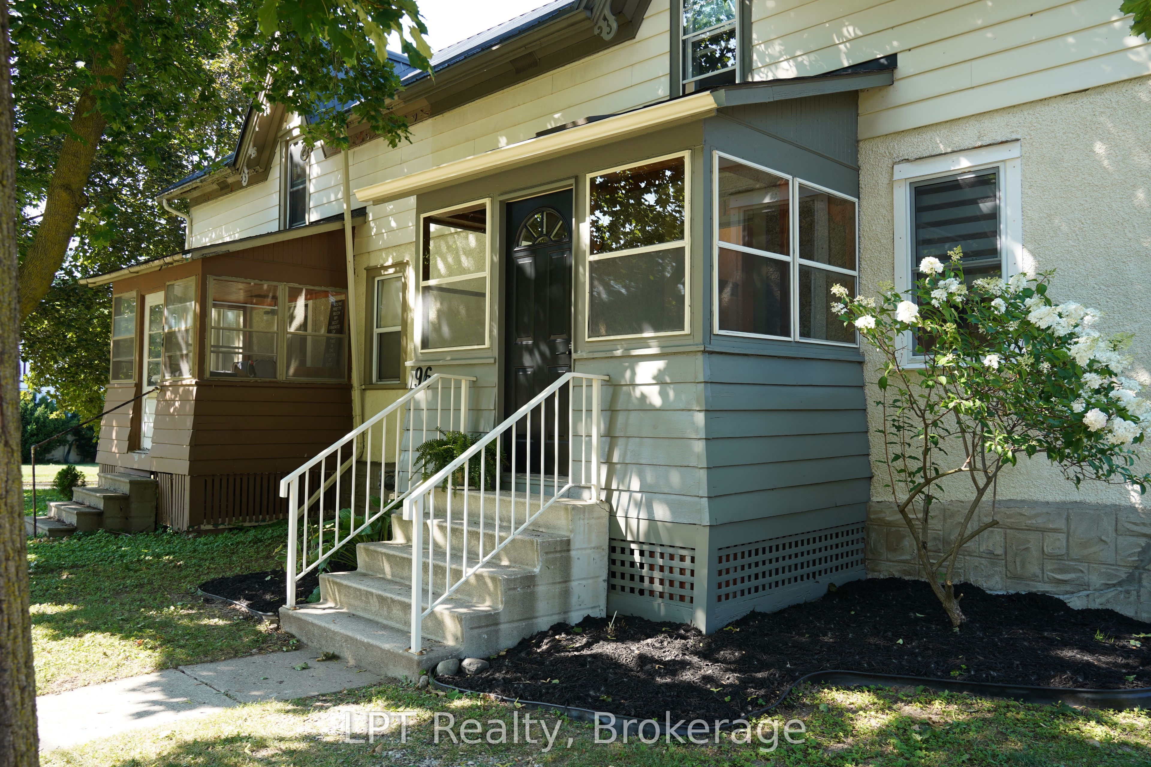 96 Charles Street Property Photo 2