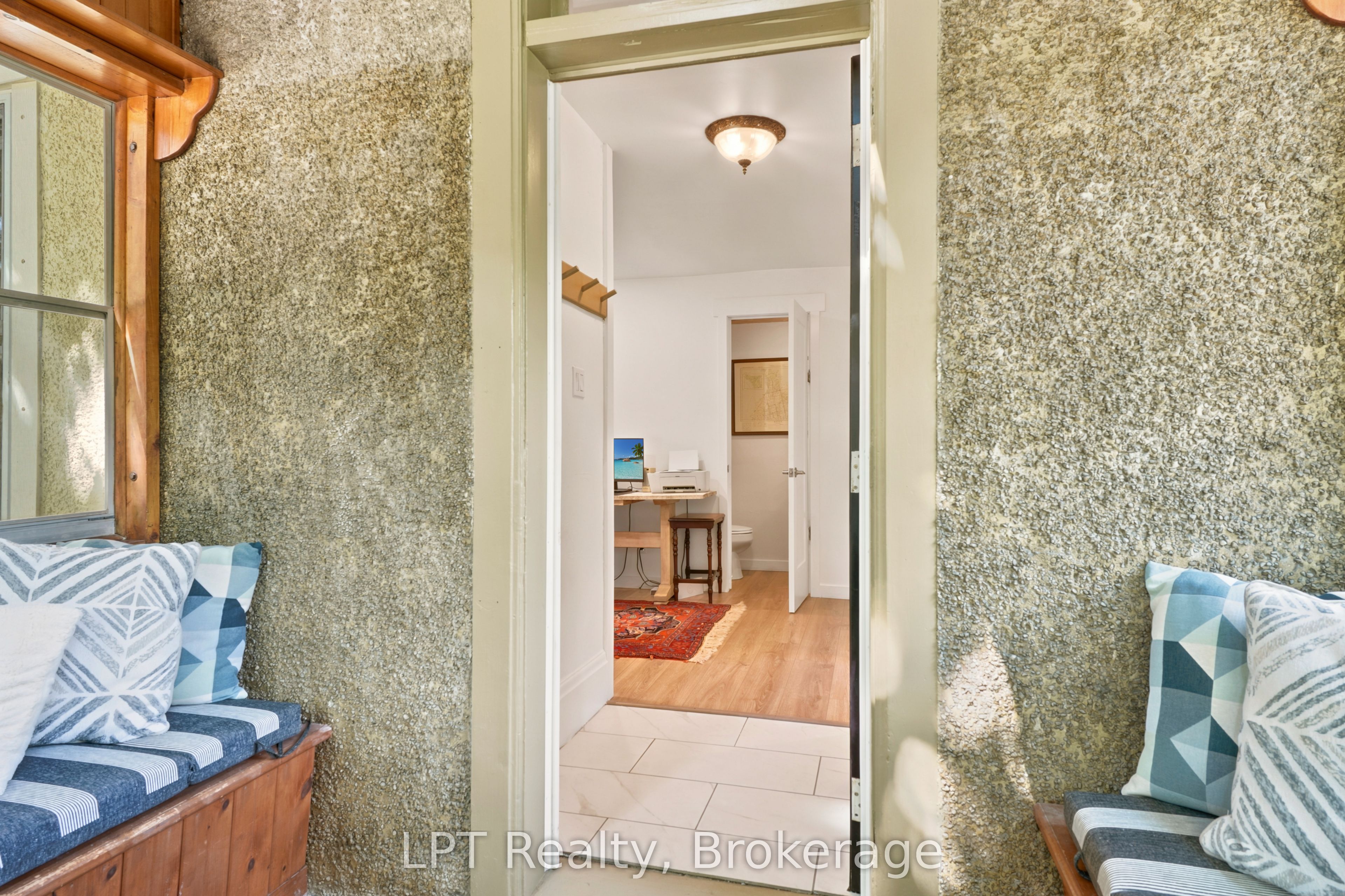 96 Charles Street Property Photo 5
