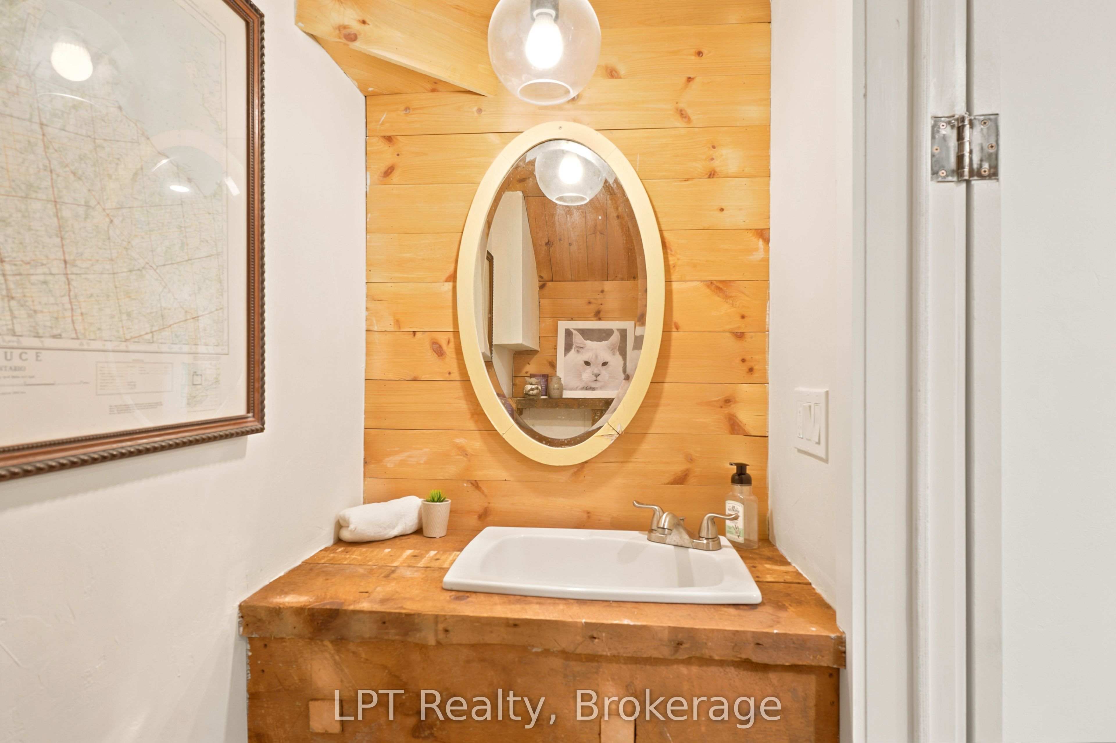 96 Charles Street Property Photo 8