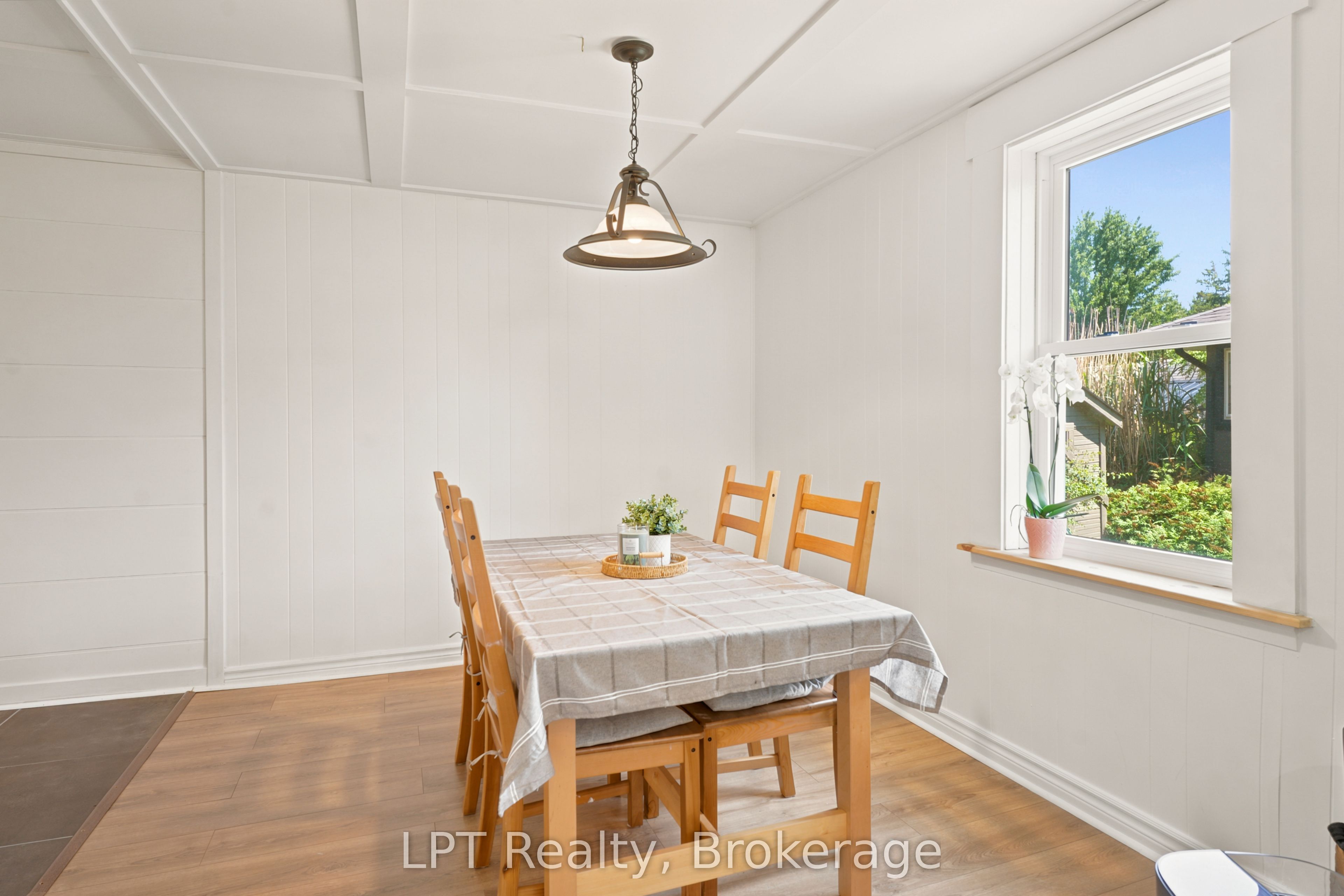 96 Charles Street Property Photo 12