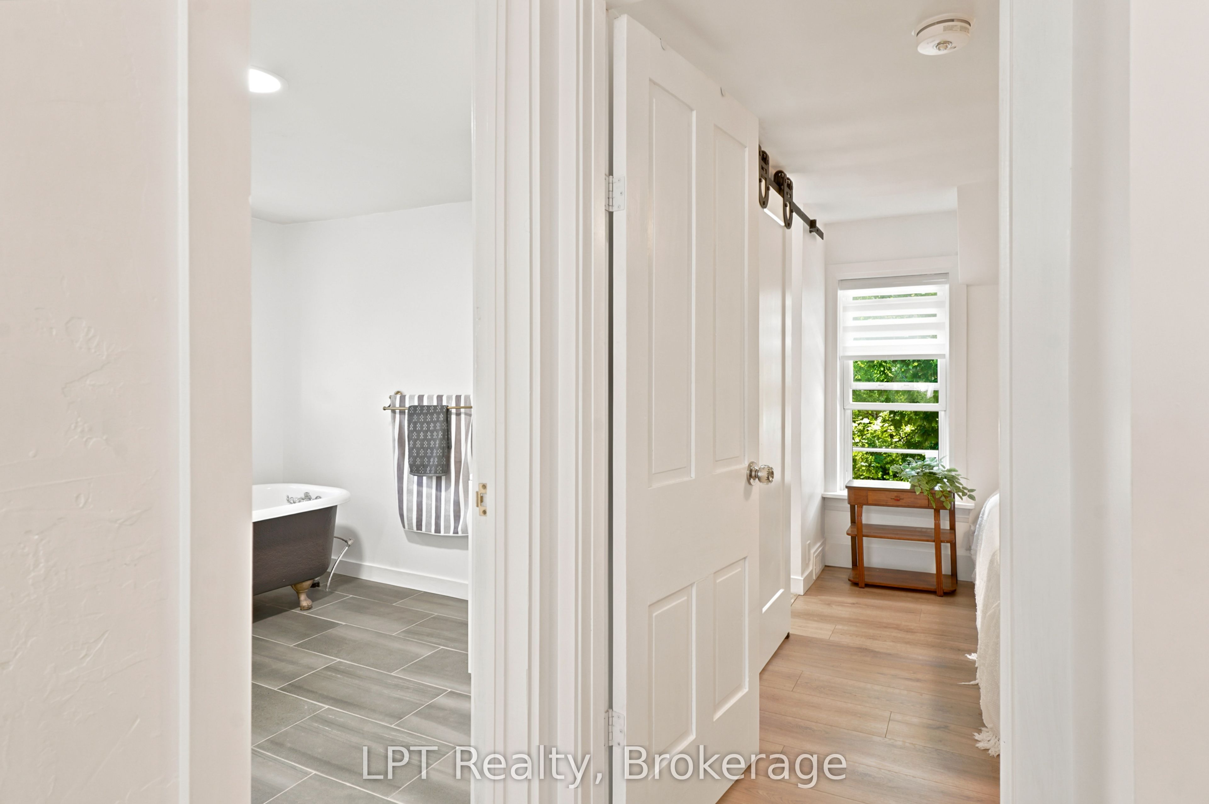 96 Charles Street Property Photo 18