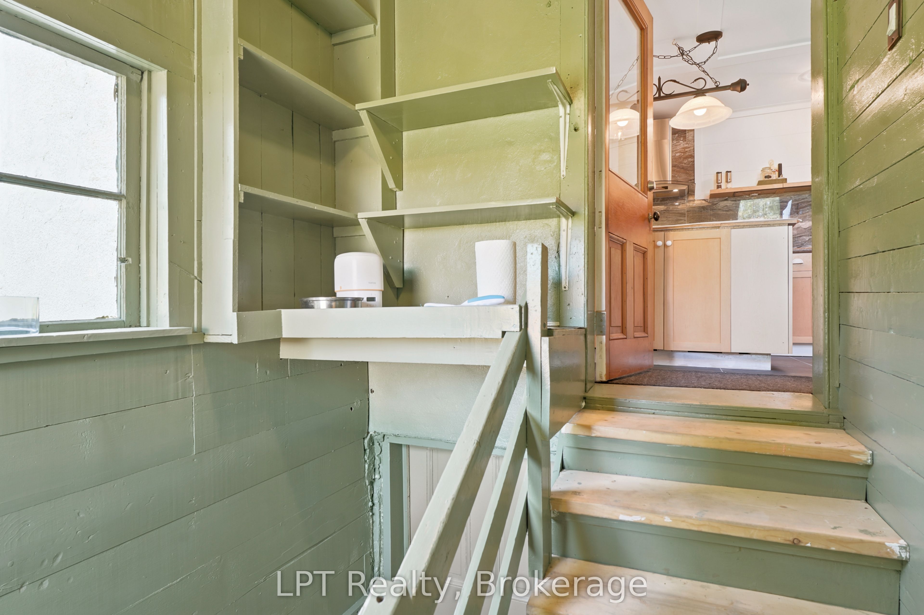 96 Charles Street Property Photo 32