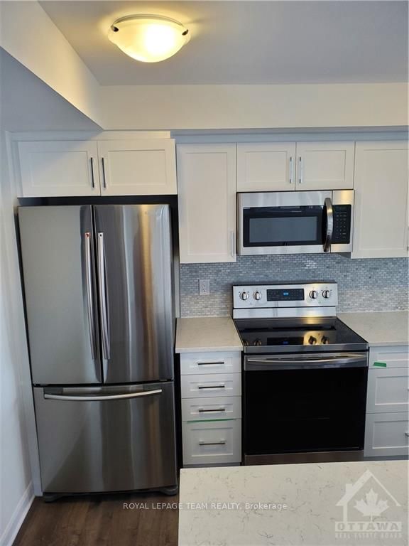 225 Eldorado Private A Property Photo 8