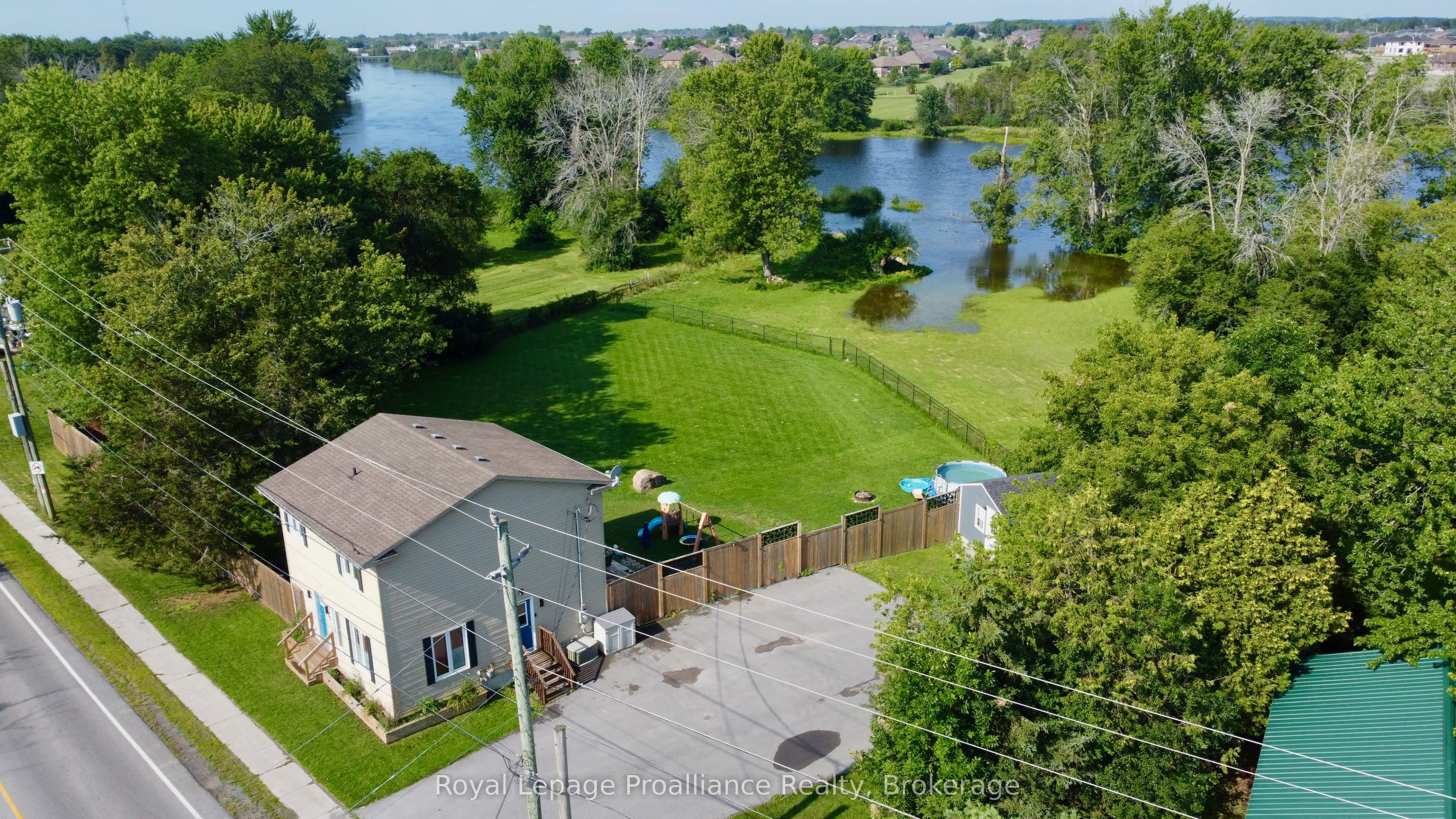 465 Cannifton Road Property Photo 1